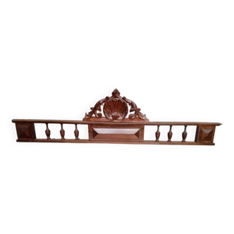 Pediment woodwork carved shell early 20th century