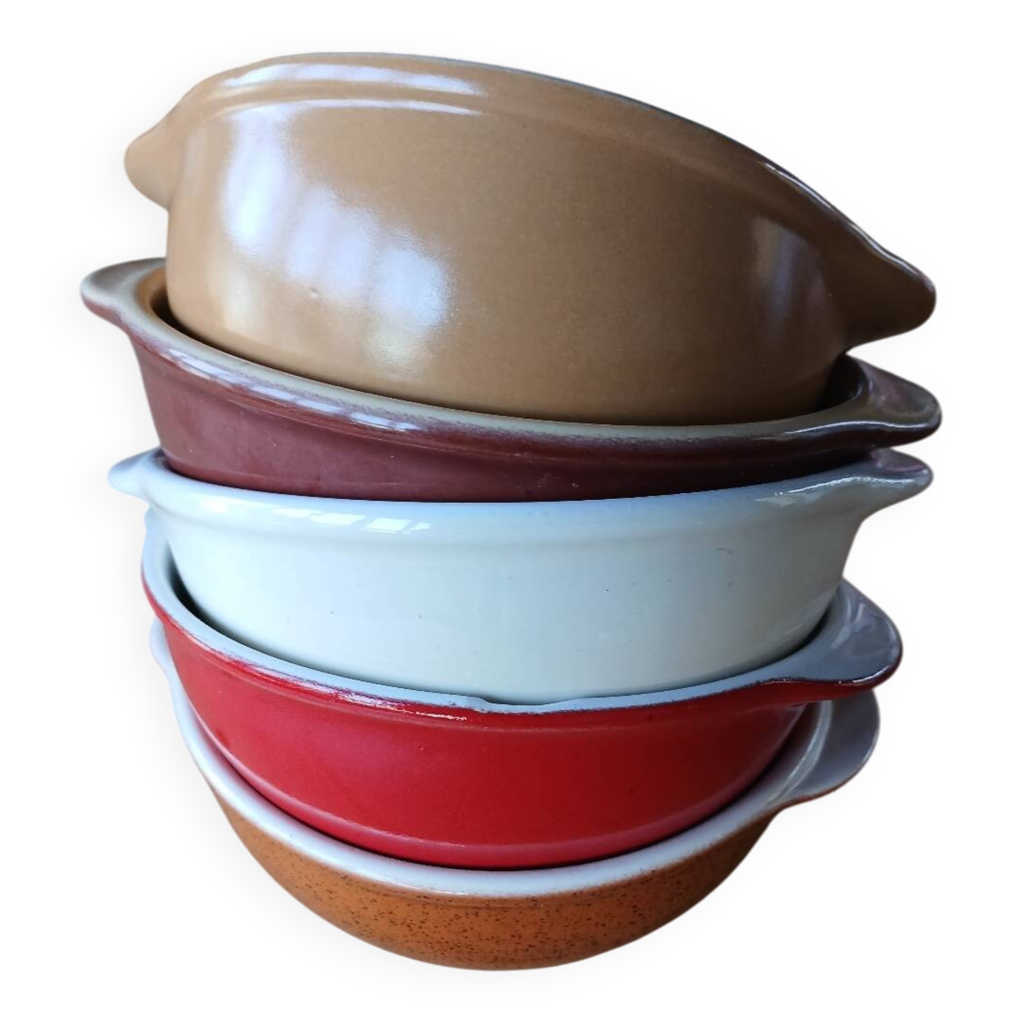 5 old Émile Henry bowls