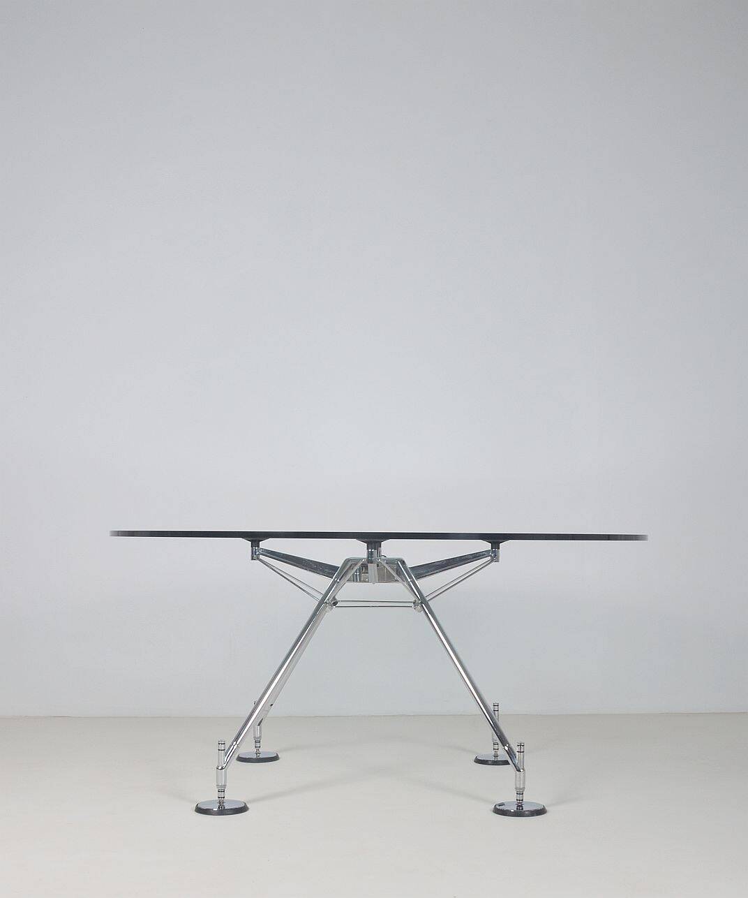 Dining table 'Nomos' designed by Sir Norman Foster for Tecno, 1987