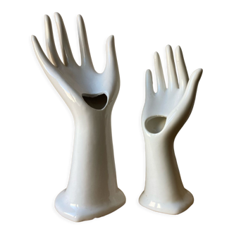 Set of two hands soliflore in white ceramic