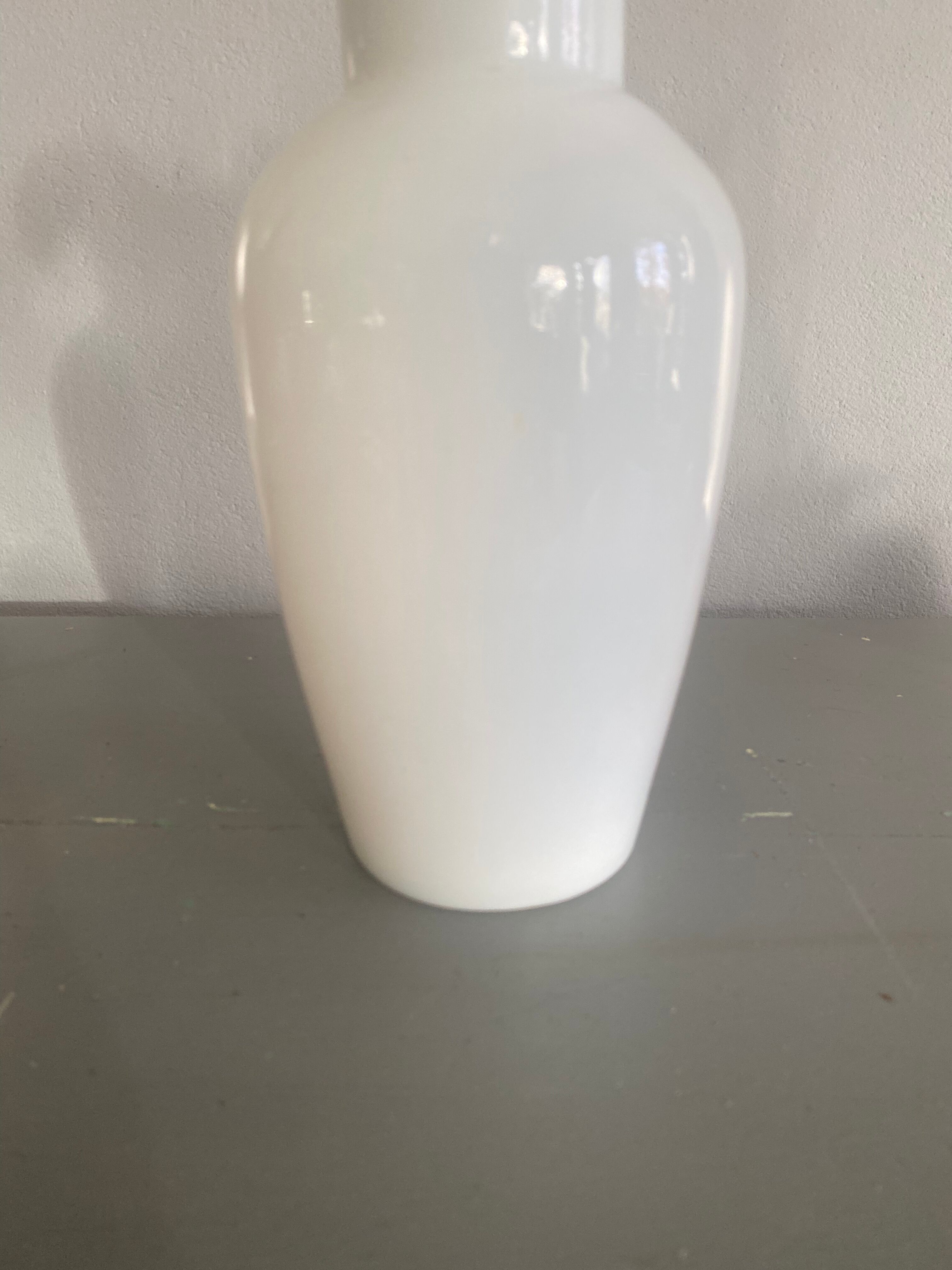 Vase opaline col festonné