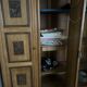 Armoire en bois art déco sculpture et moulures fleuries
