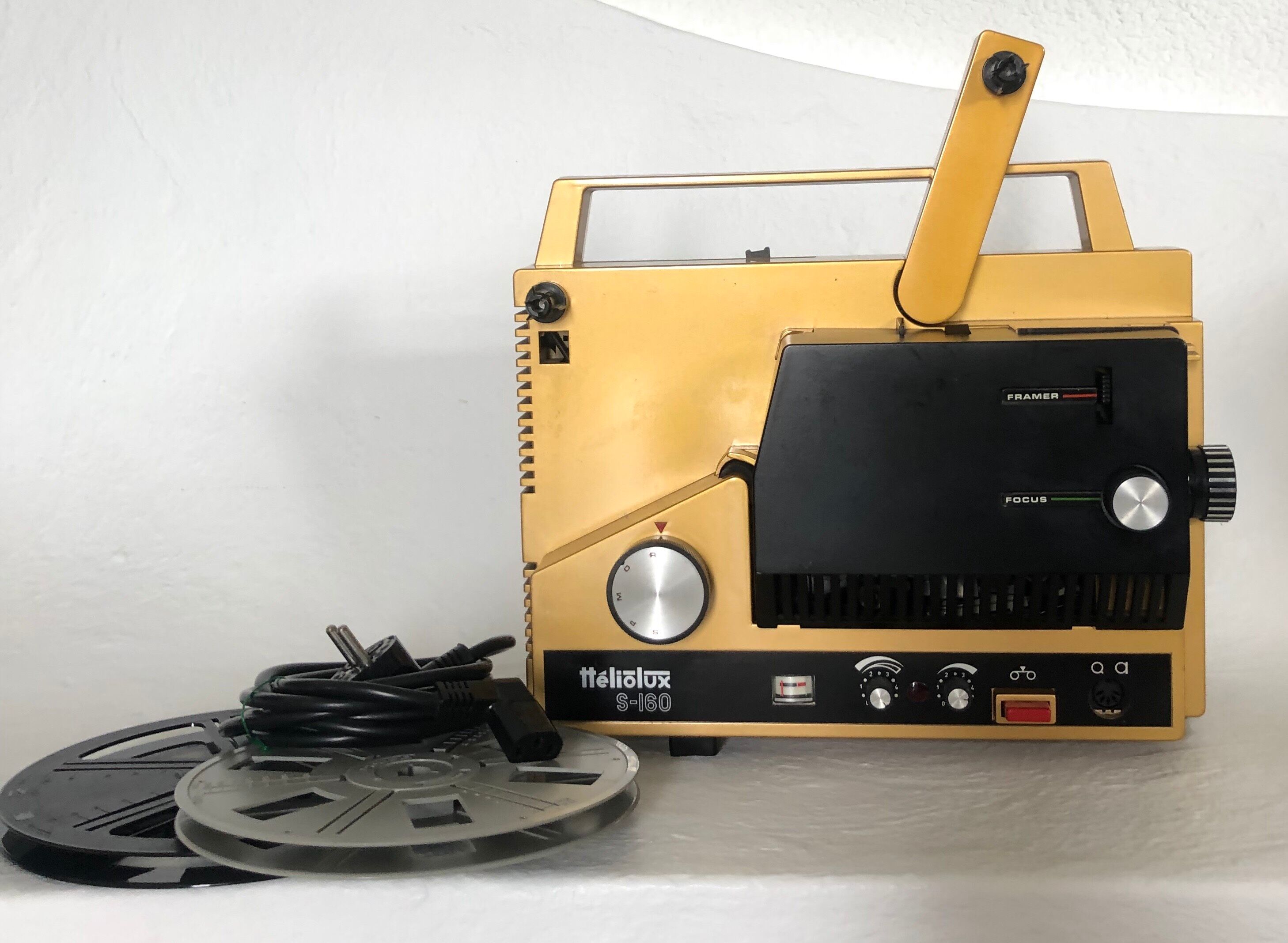 Super 8 Heliolux S-160 projector