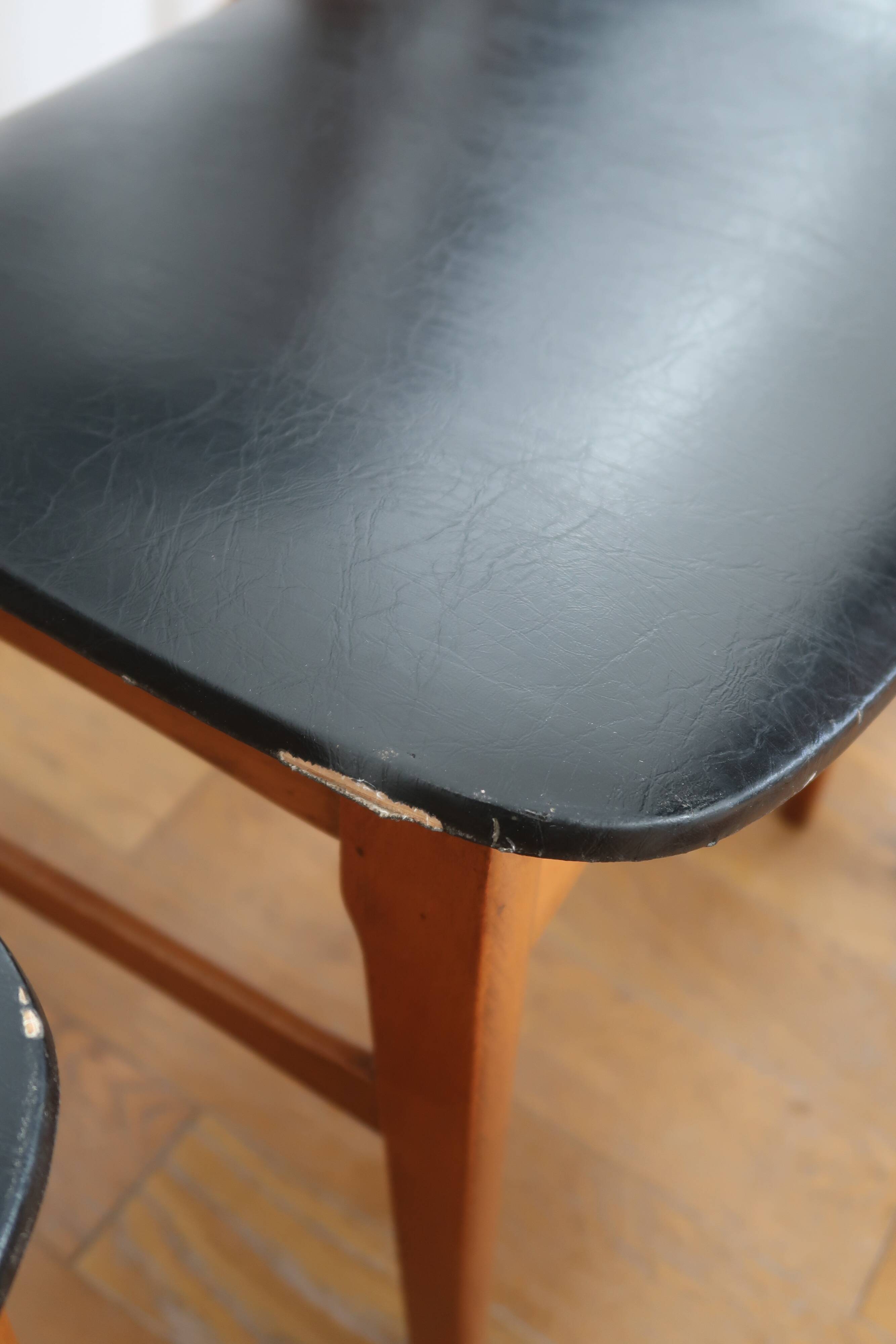 Lot de 6 chaises scandinaves skaï noir