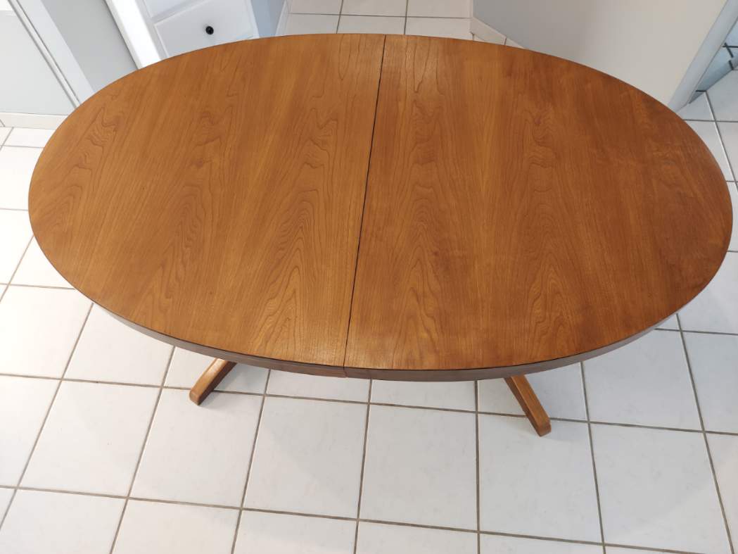 Vintage Baumann 1970s extendable table