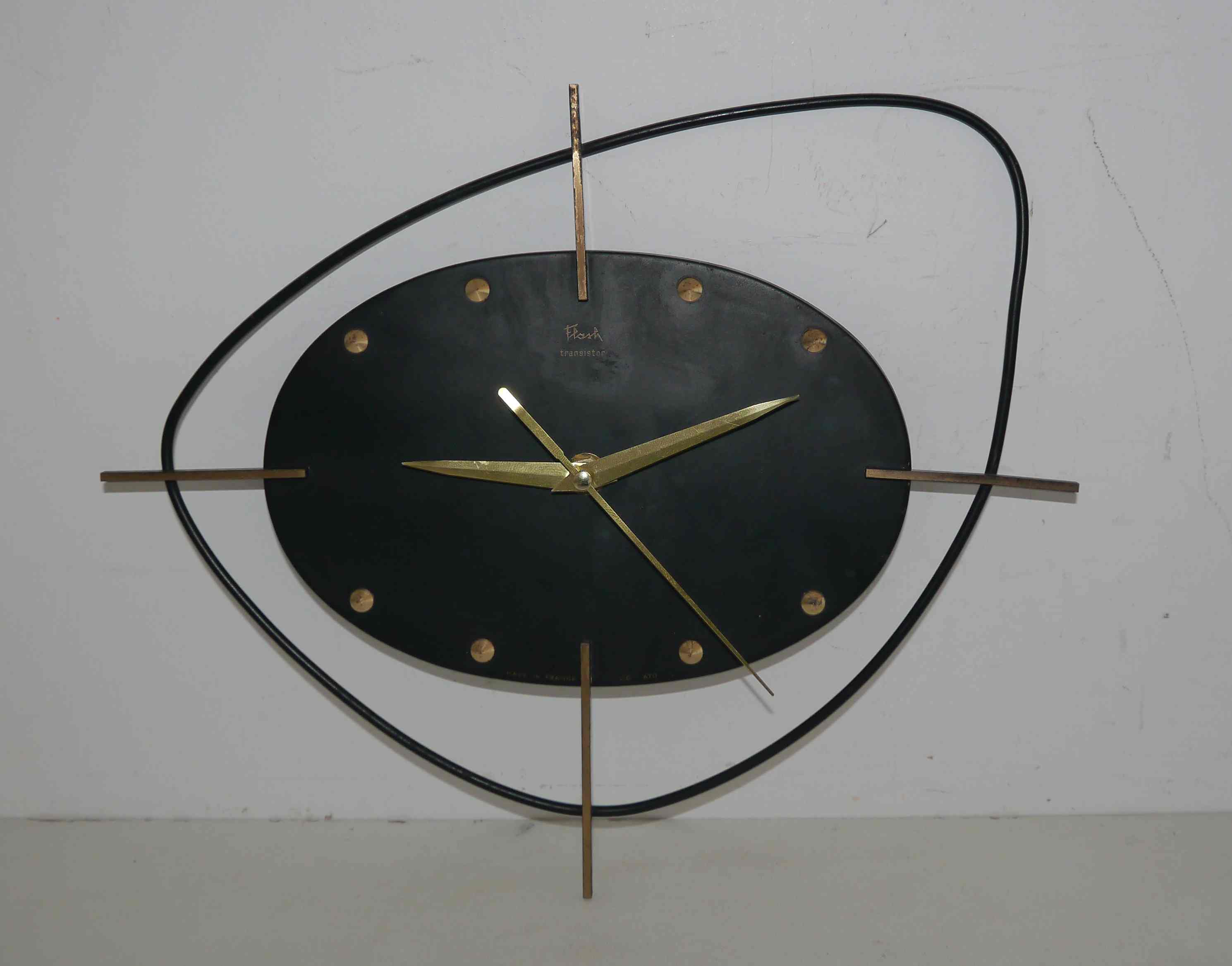 Wall clock "Flash transistor" 60's metal