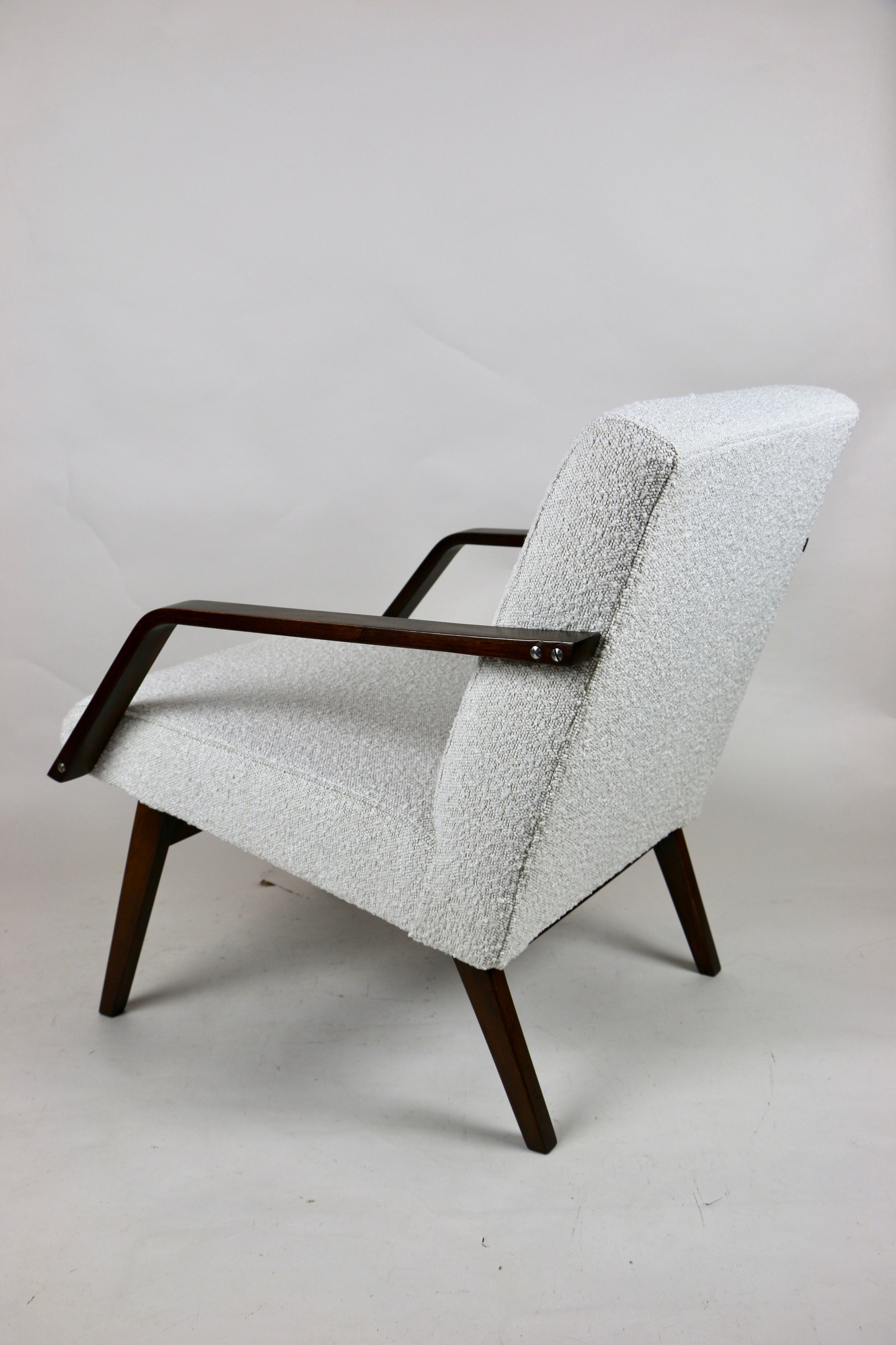 Vintage white Boucle Club Armchairs, 1970s