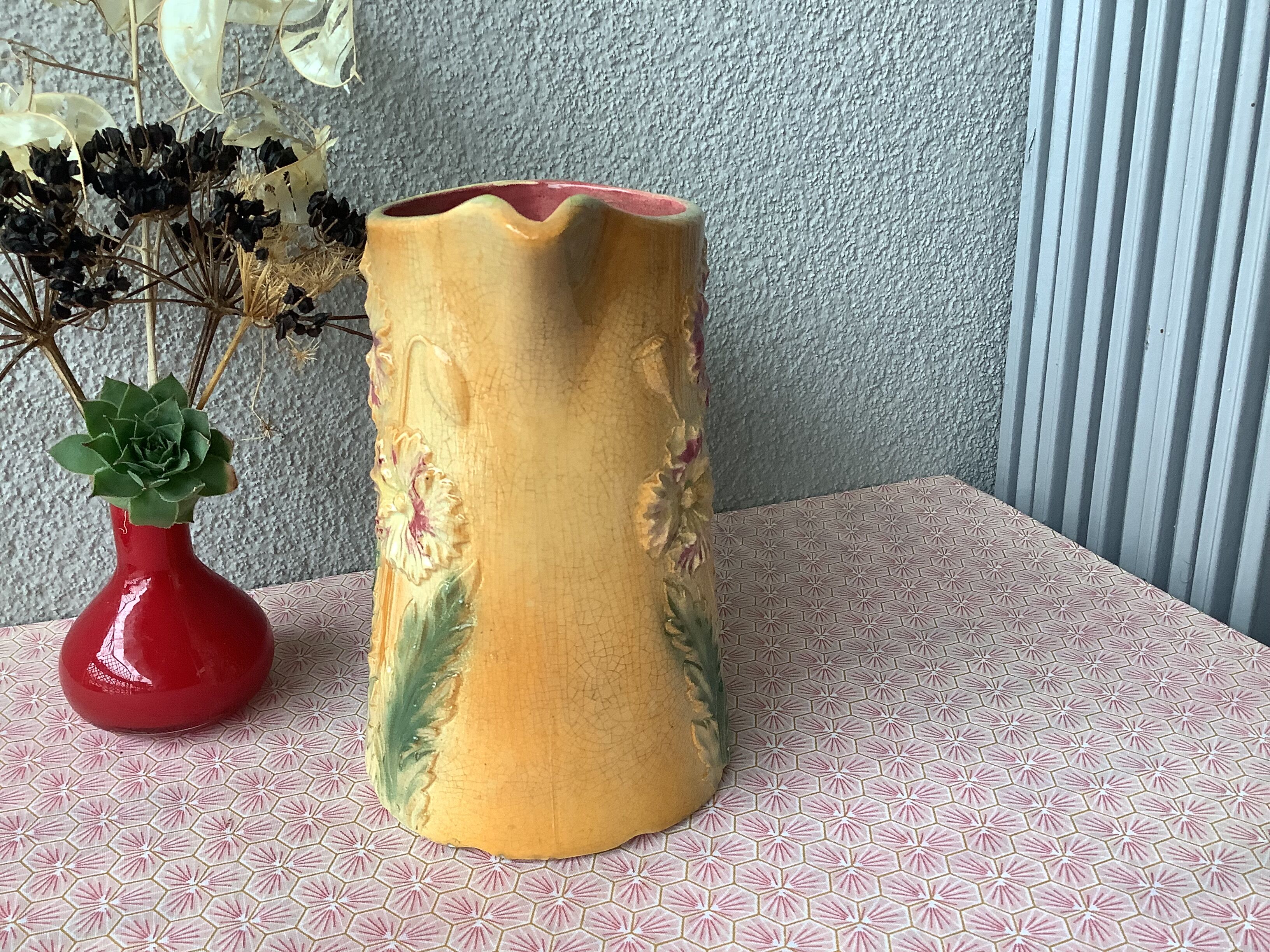 Pitcher in slurry art nouveau majolica 19th
