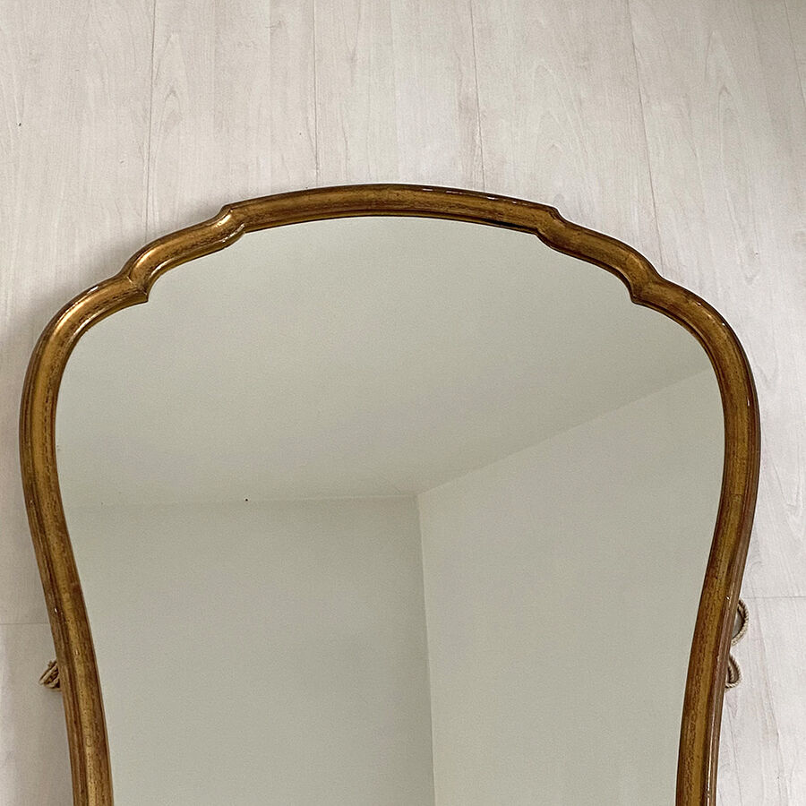 Golden mirror