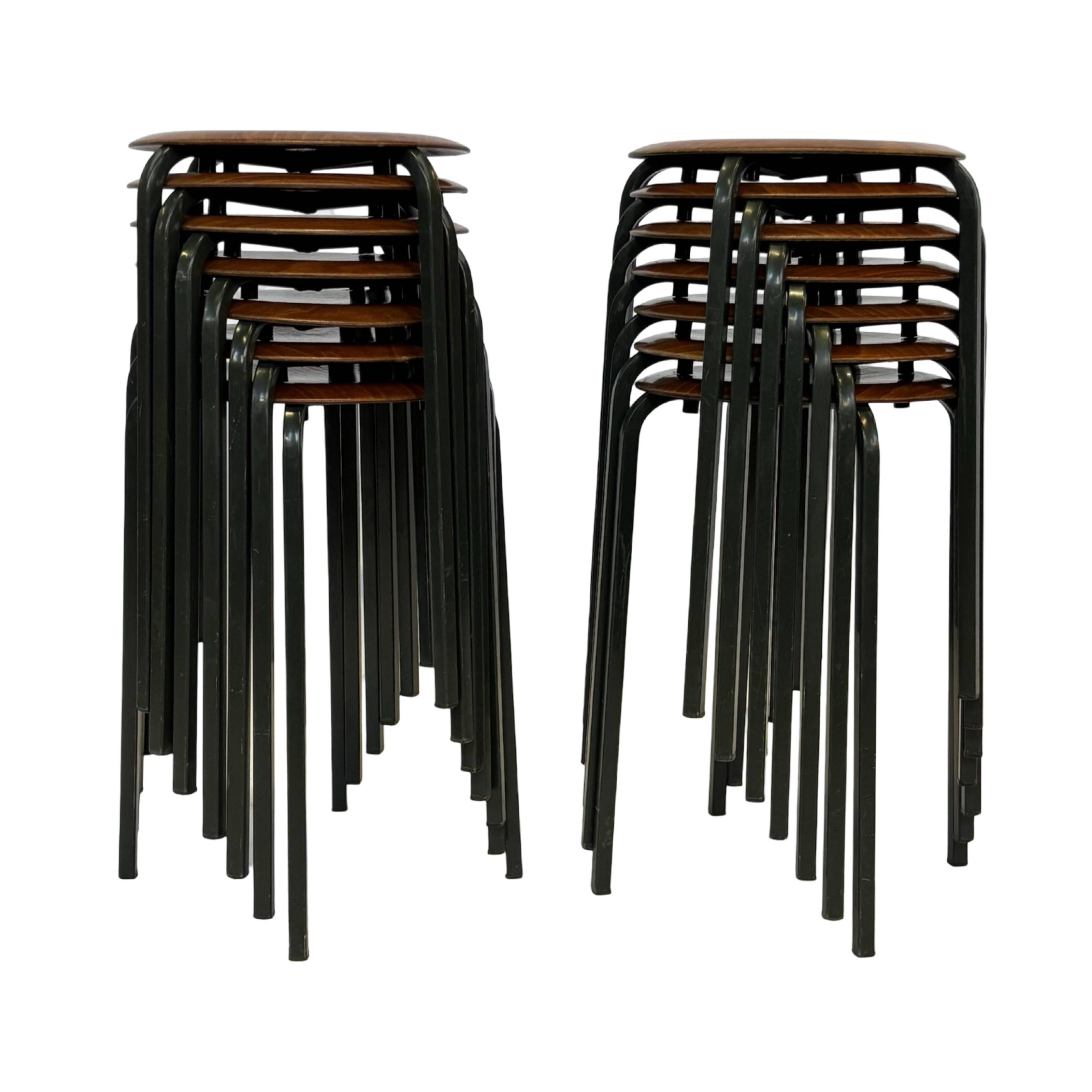 Set of 4 Vintage stools - work stool - Eromes Marko - 60s minimalist design
