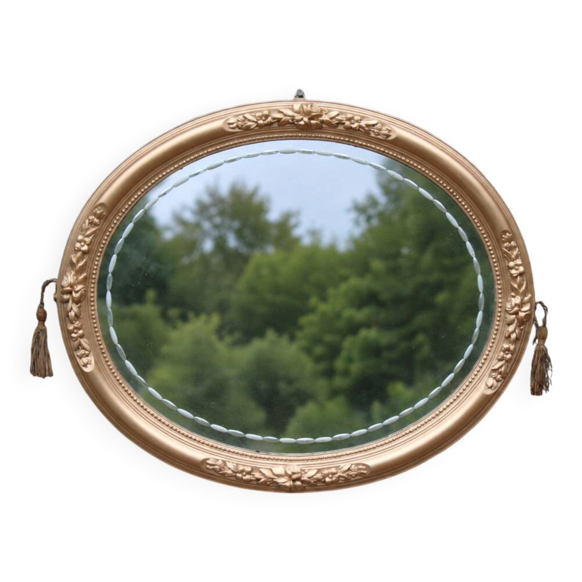 Miroir ovale vintage doré à décor floral et verre biseauté – 58 × 48 cm