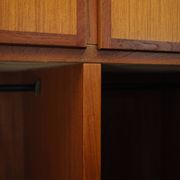Armoire en teck, design danois, années 1970, fabricant : Omann Jun