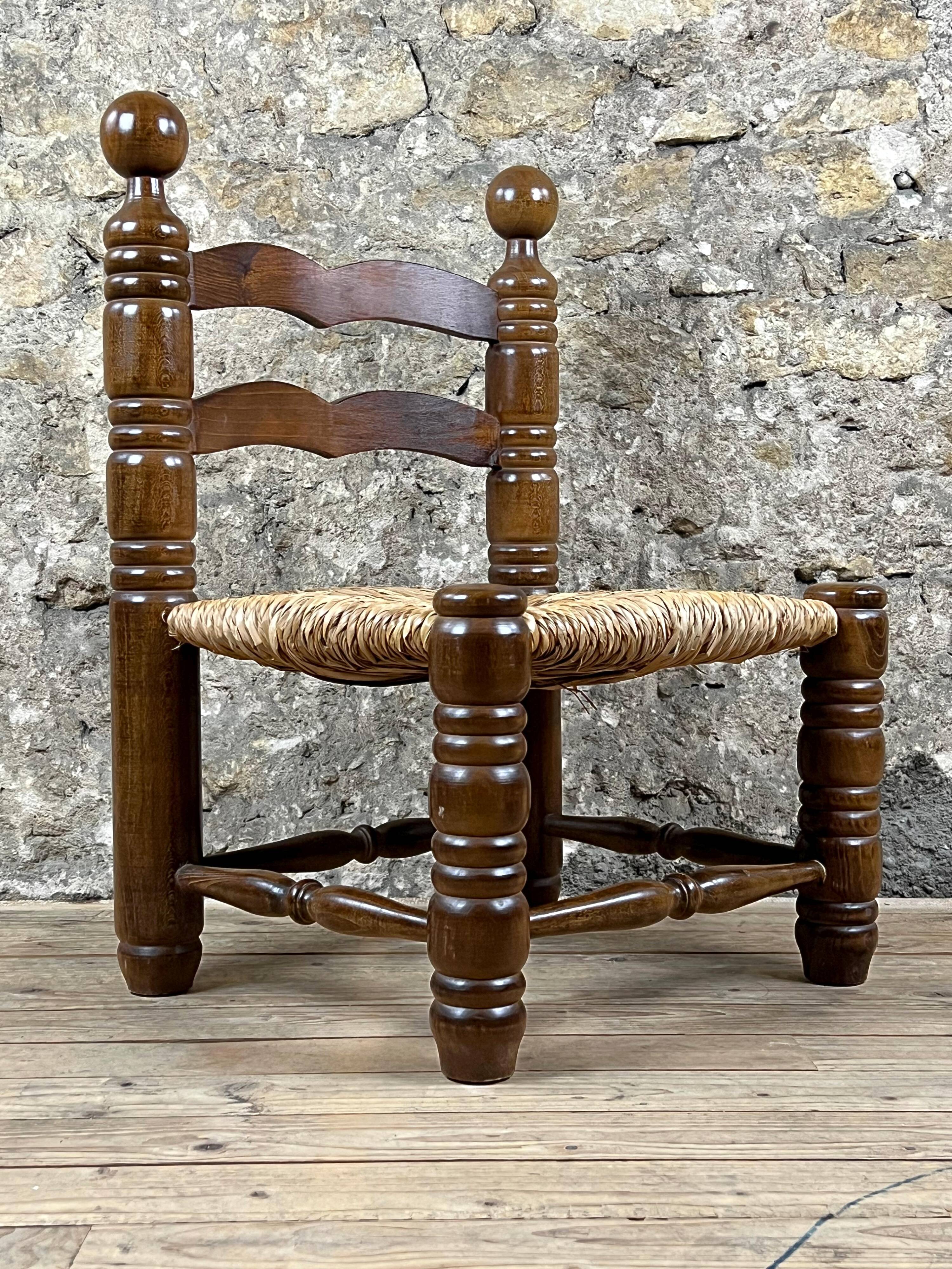 Wood & straw fireplace chair mountain chalet country cottage no dudouyt 60's