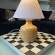 Lampe en bois d'orme tournée vintage