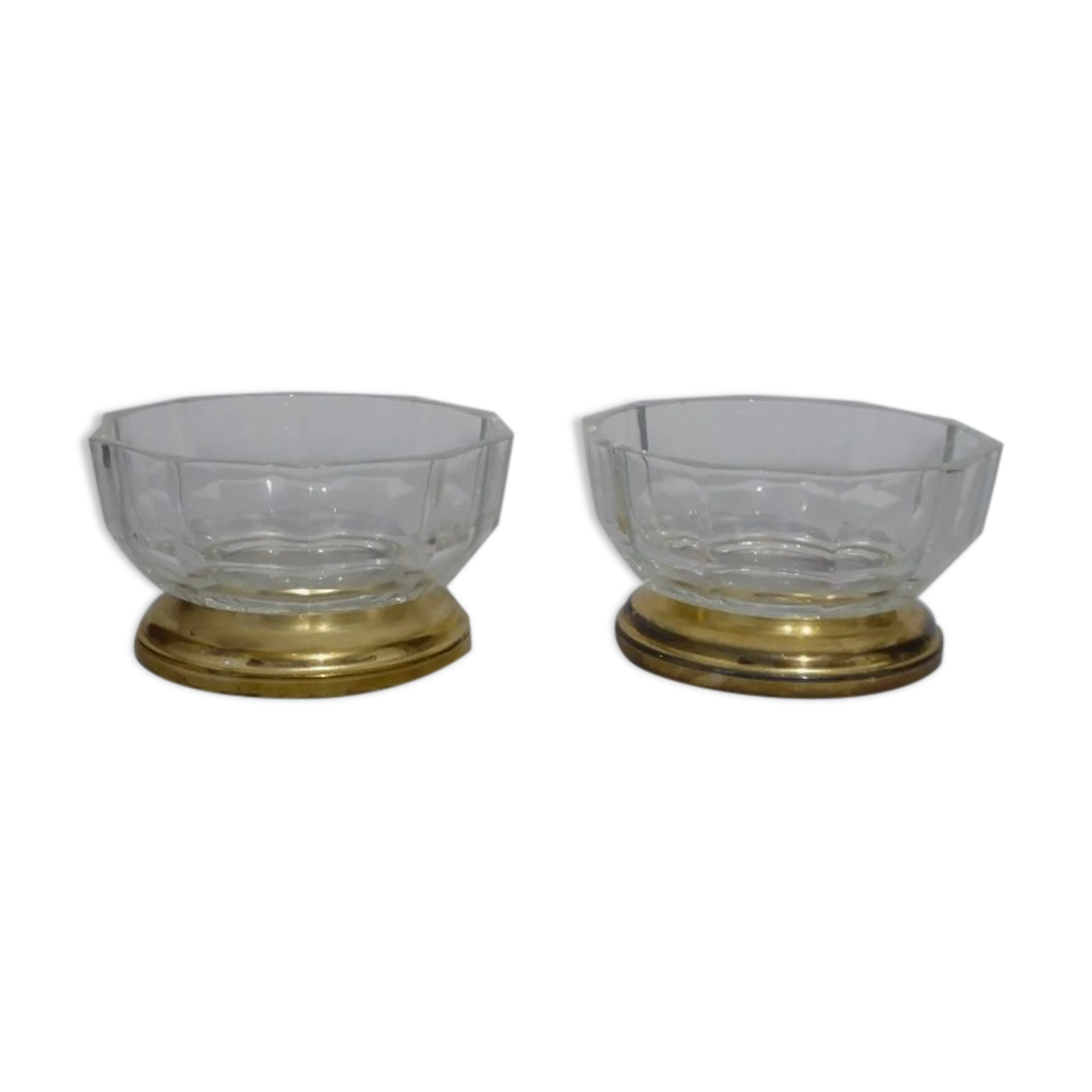 Glass cups