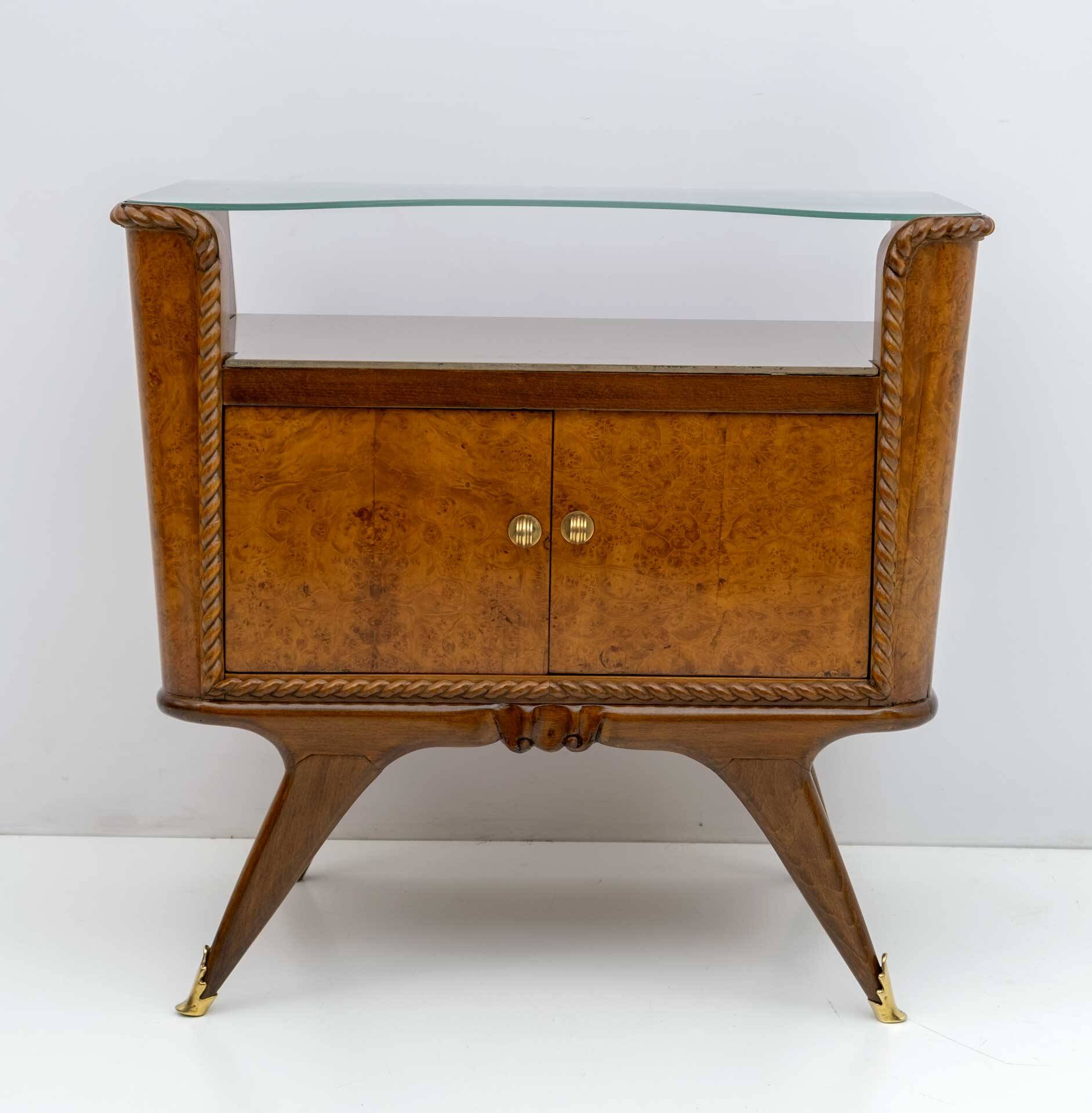 Pair of Art Deco Italian Briar Walnut Bedside Tables, 1930s