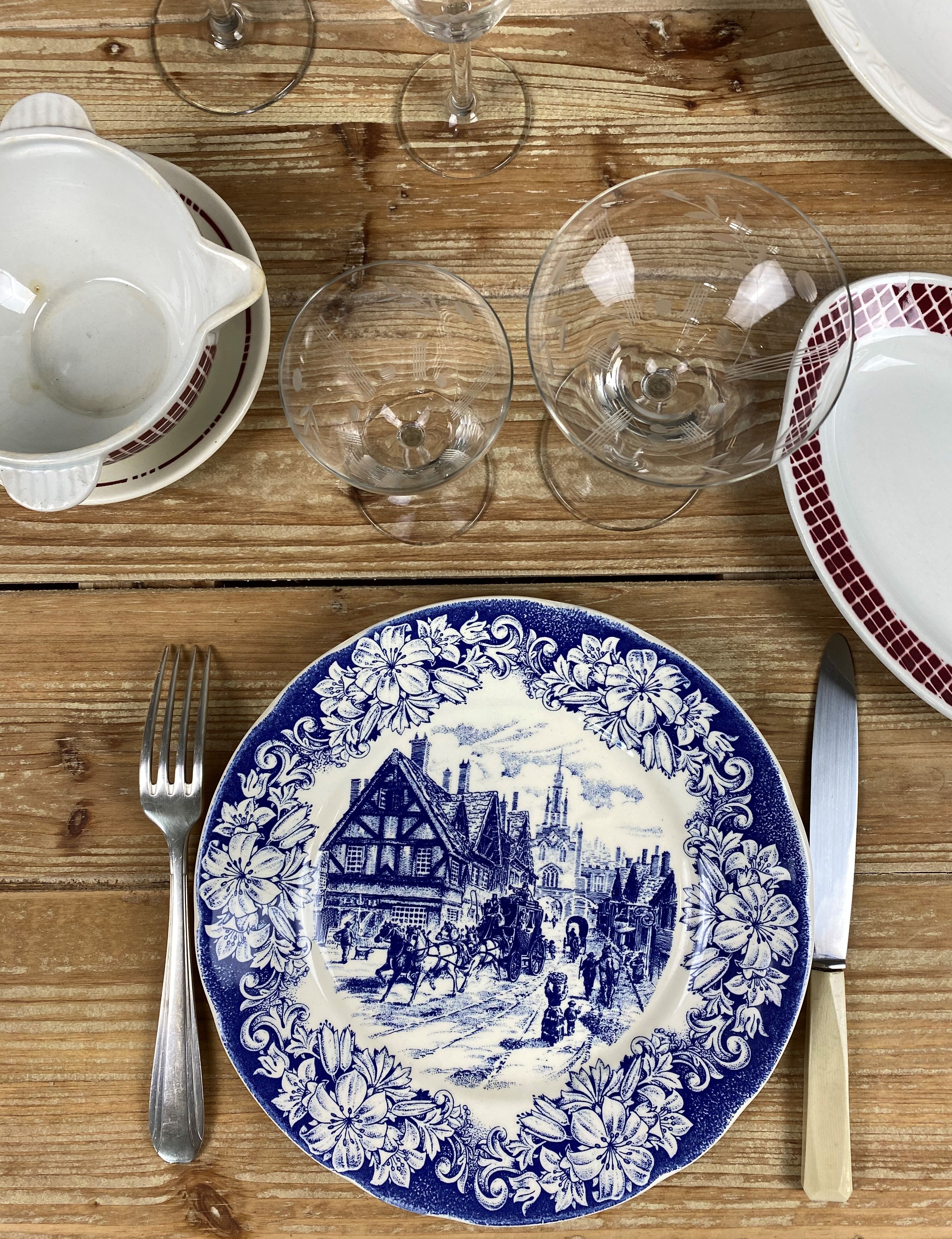 Service depareille glassware and earthenware -4 cutlery - 20 pieces