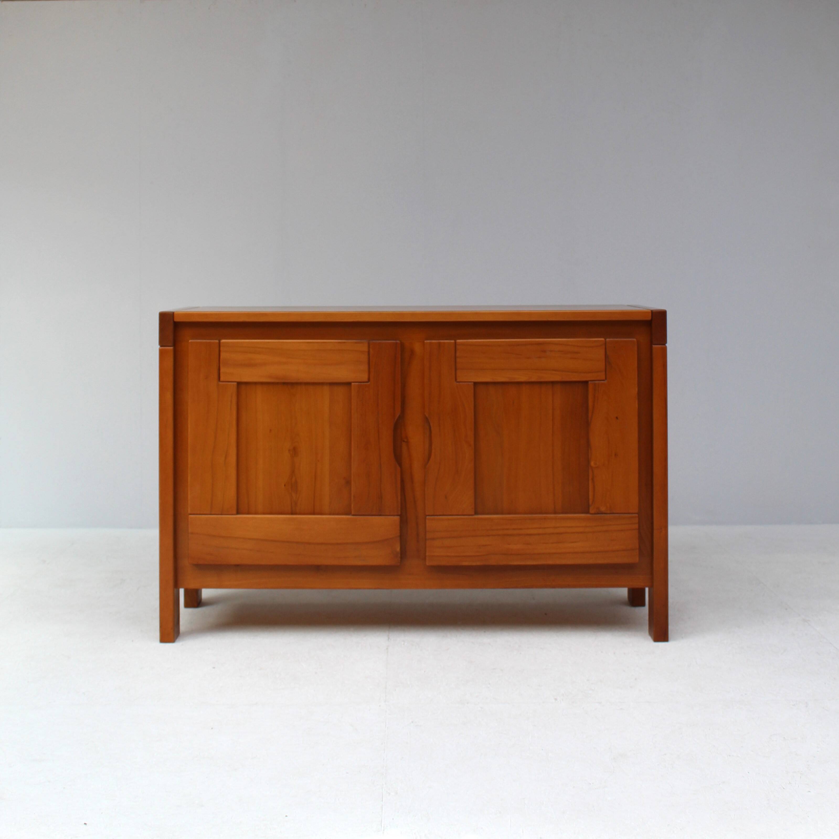 Maison Regain Sideboard in Solid Elm, France, 1970s