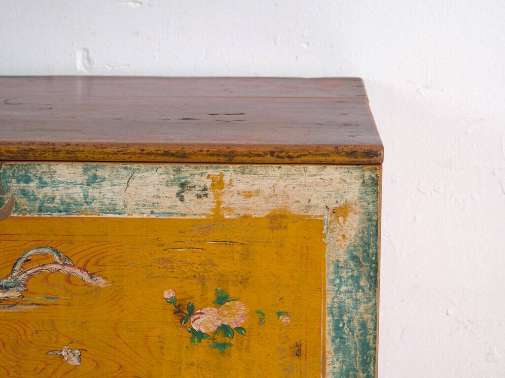 Antique chest painted in pine wood – China, circa 1930