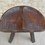 Tripod stool in solid wood, carved with gouge