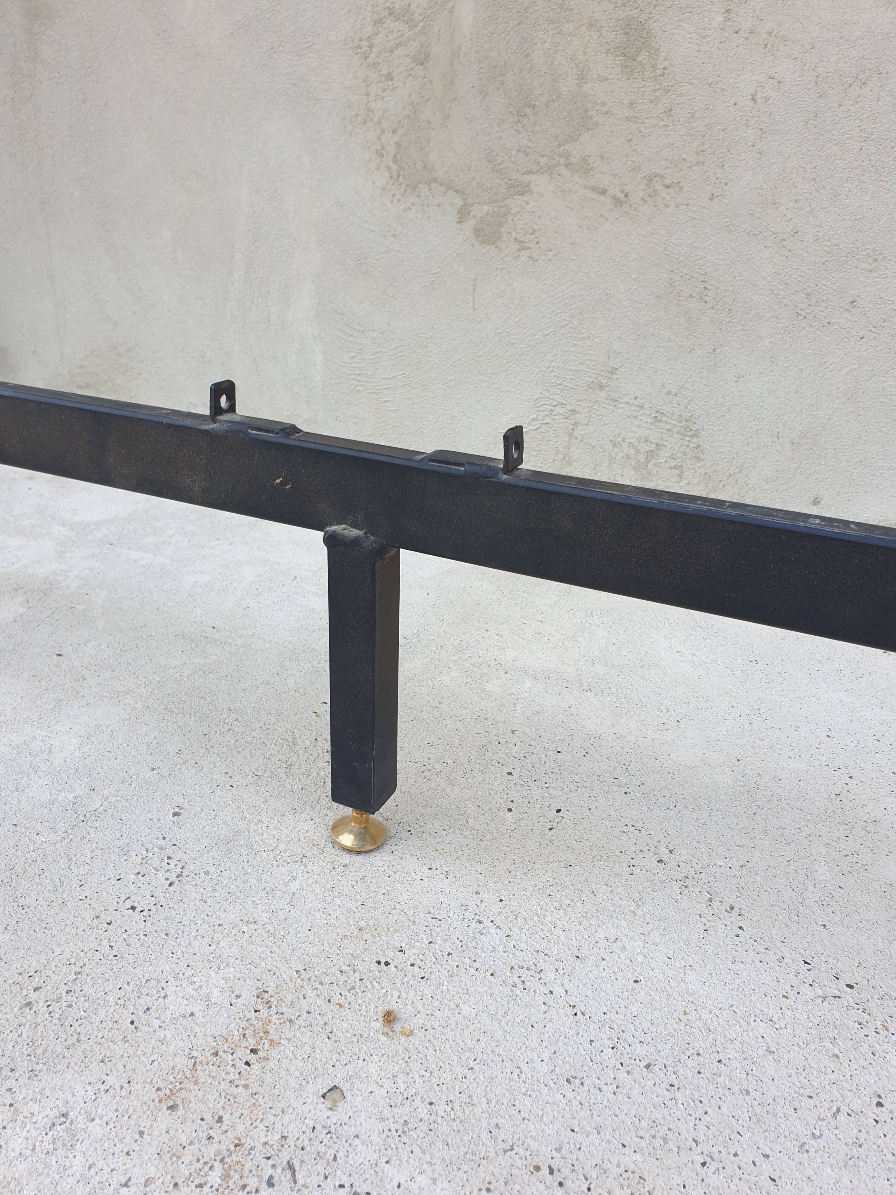 Double bed in burnished brass