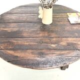 Round table in popular oak, circa 1880.