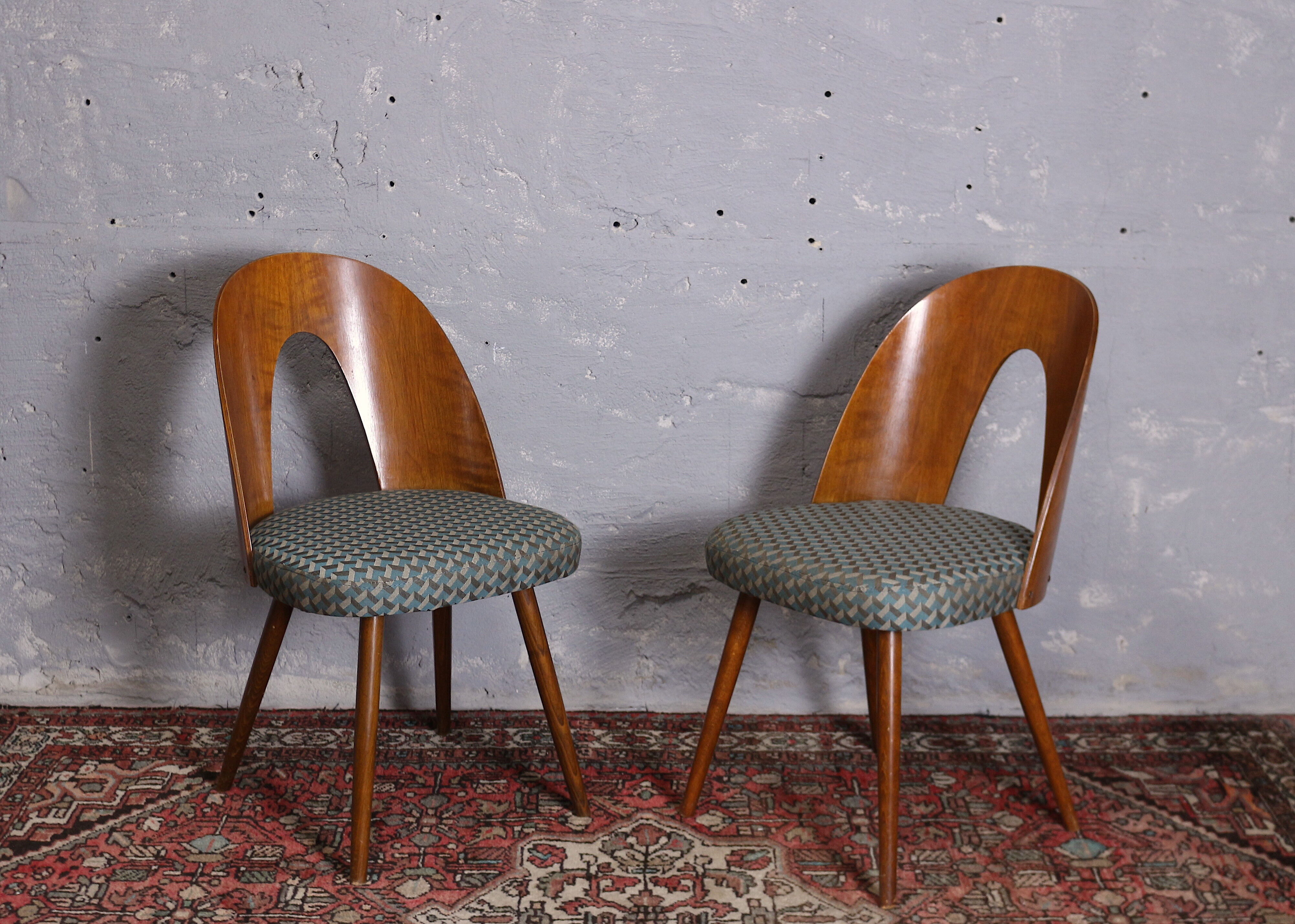 Lot de 4 chaises par Antonin Suman, 1960 Tchécoslovaquie