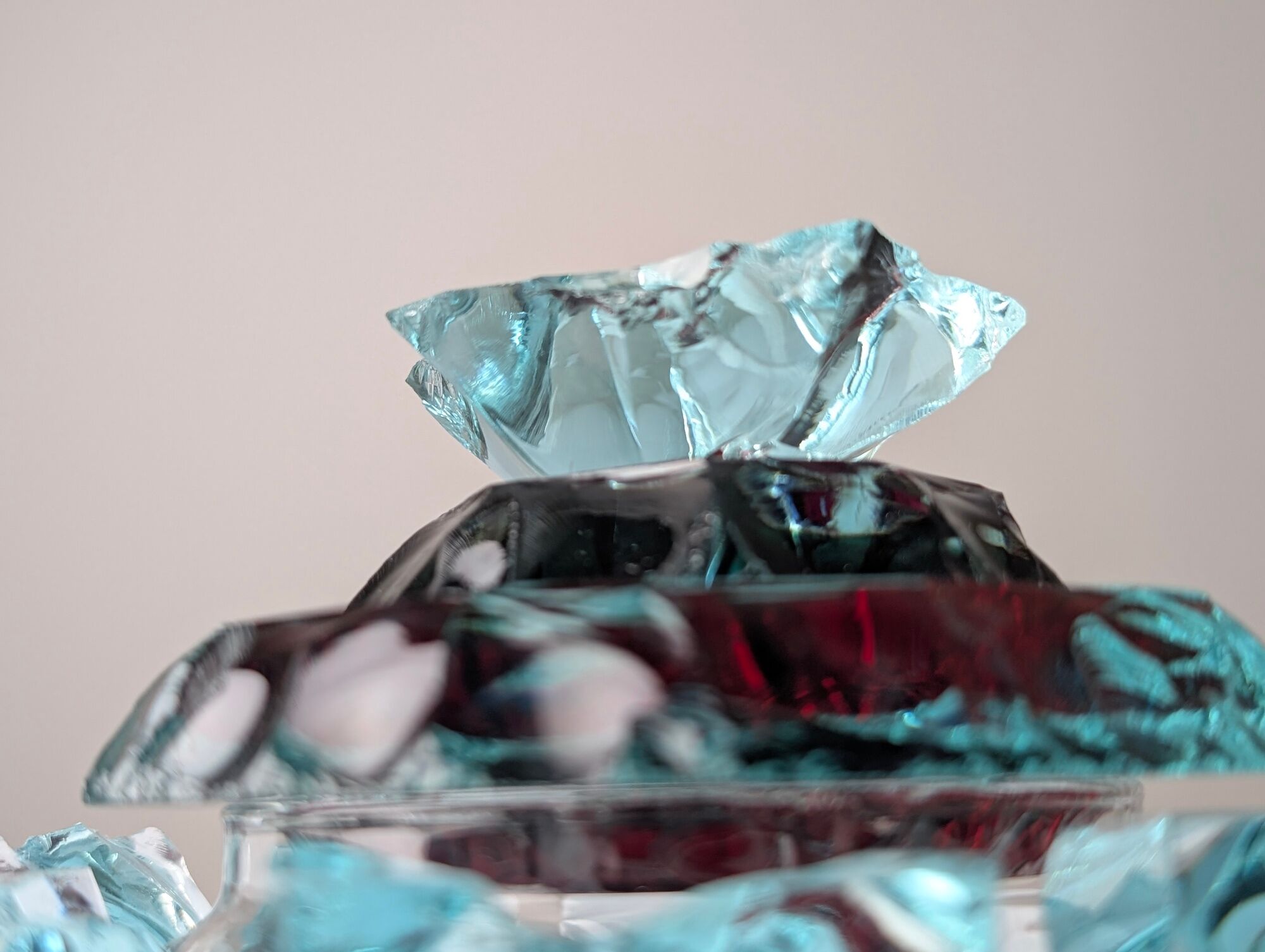 Brutalist cut glass candy box with lid and coloured inserts, 1970s