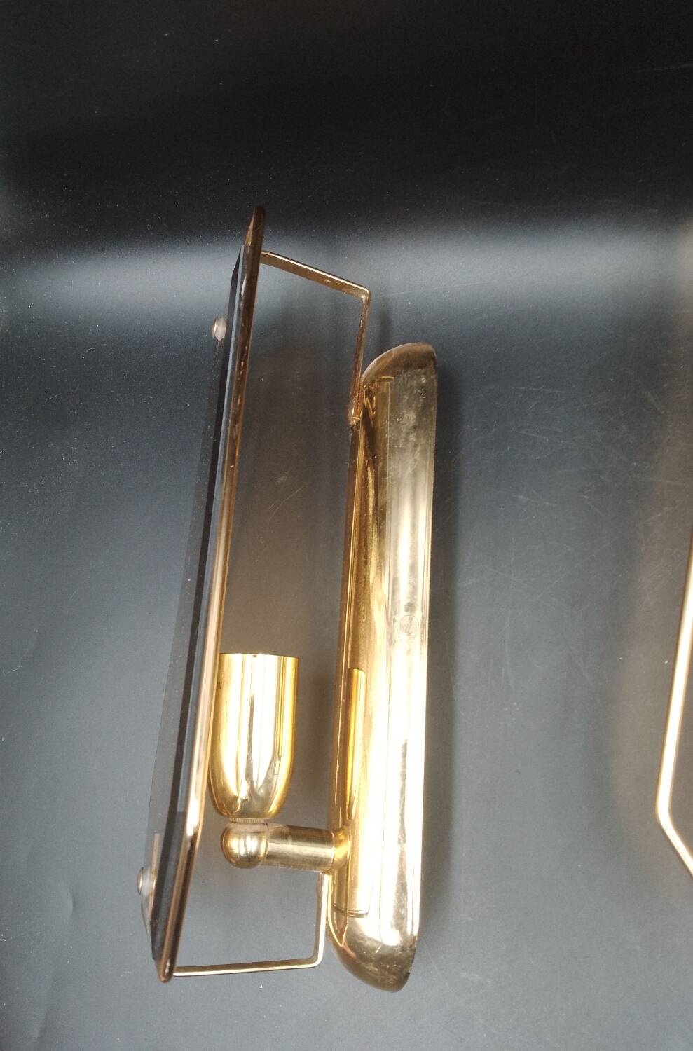 Triple vintage wall lights in brass and beveled glass to be electrified E14