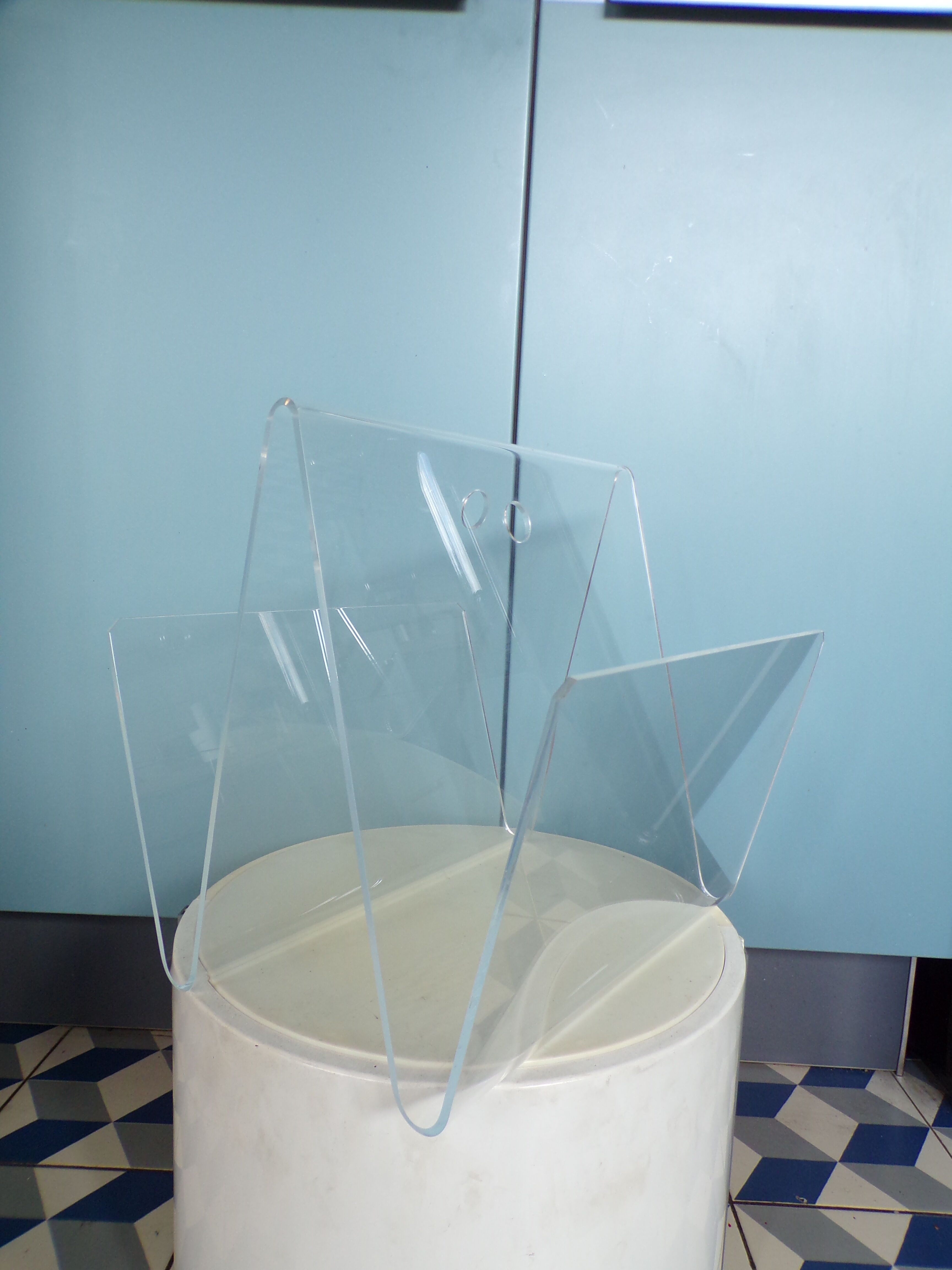 1980 plexiglass magazine holder