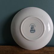 Saint Amand plate by Lebacqz & Bouchart, Colombier decoration, early 20th century