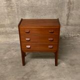 Danish mid-century chest of drawers by Poul Hundevad