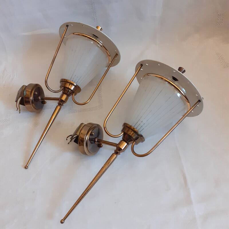 pair of wall-mounted torch lights corner 1950-1960 Arlus or Lunel glass metal
