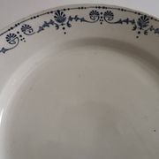 Old "Etruscan" flat plates in opaque porcelain from Gien Terre de Fer