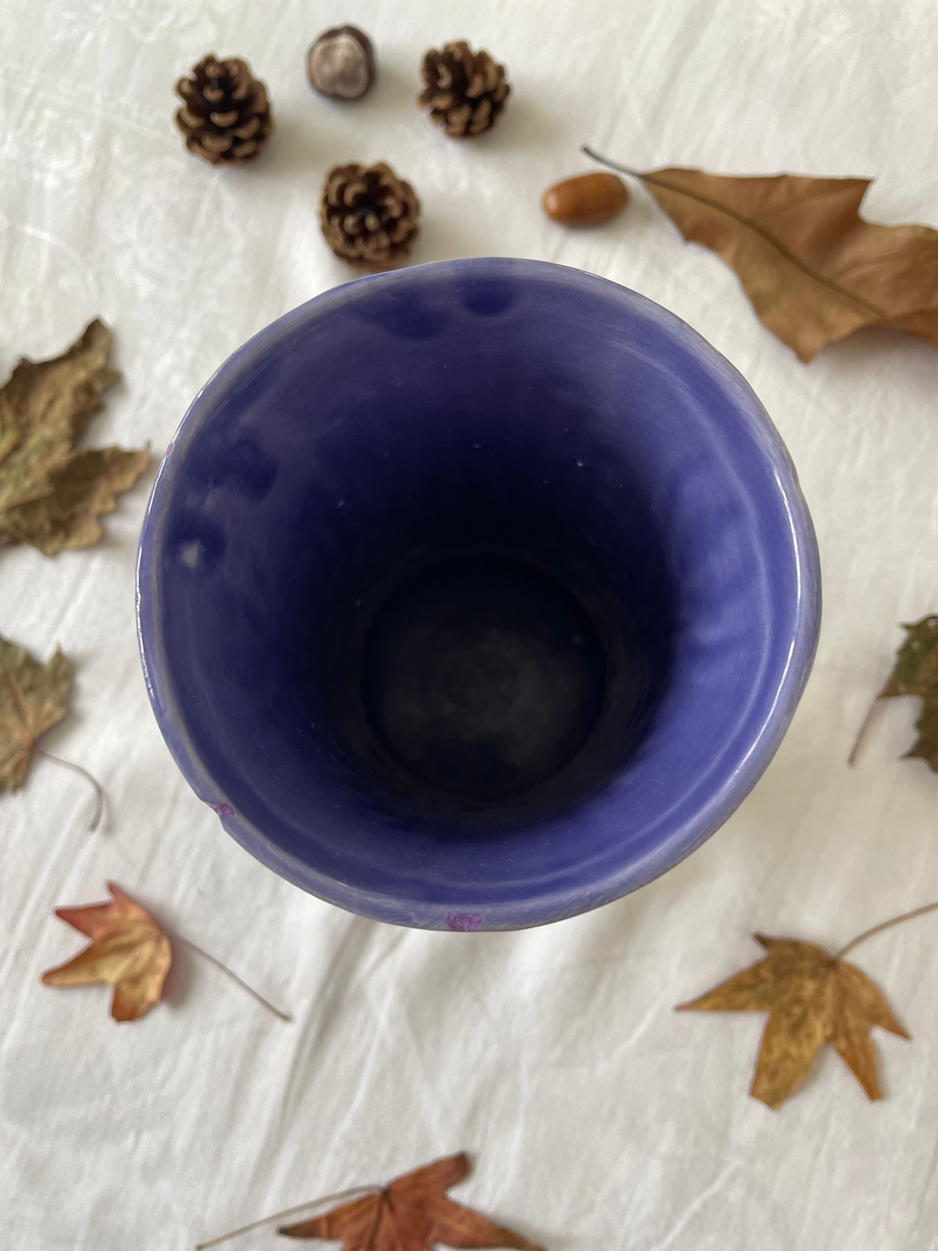 Purple slip vase art deco décor