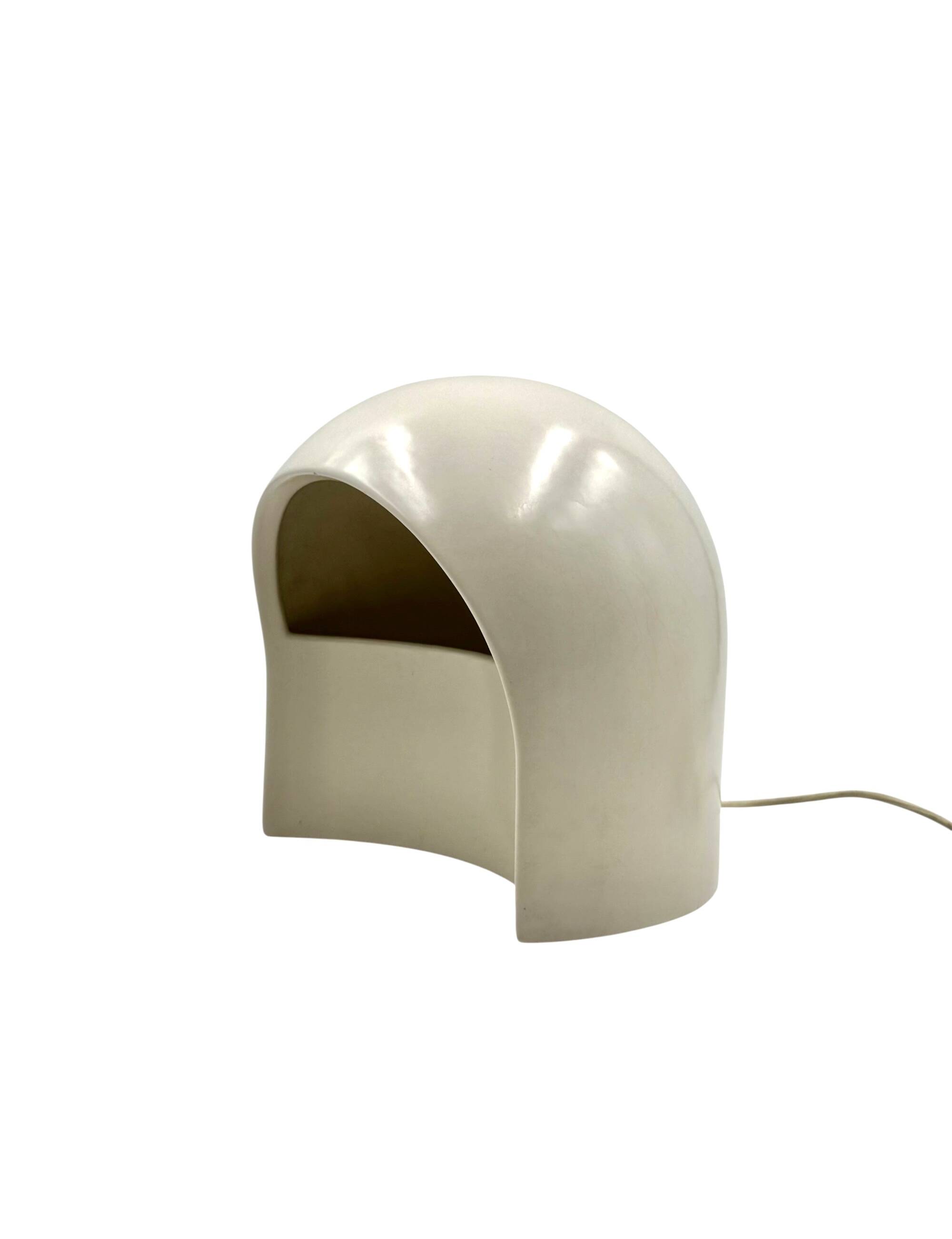 Organic white ceramic table lamp, Italy 1970