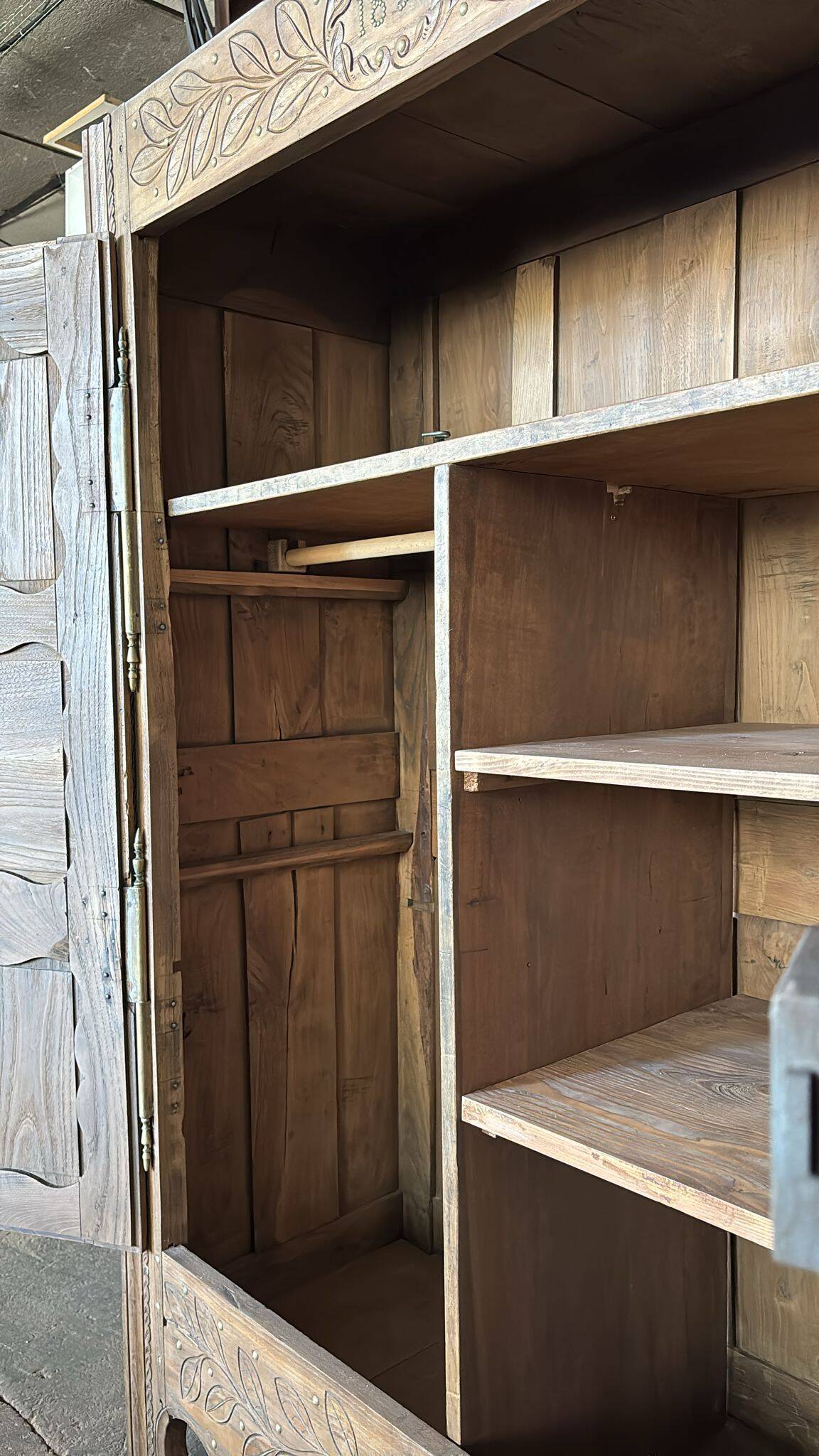Antique solid wood wardrobe 1899
