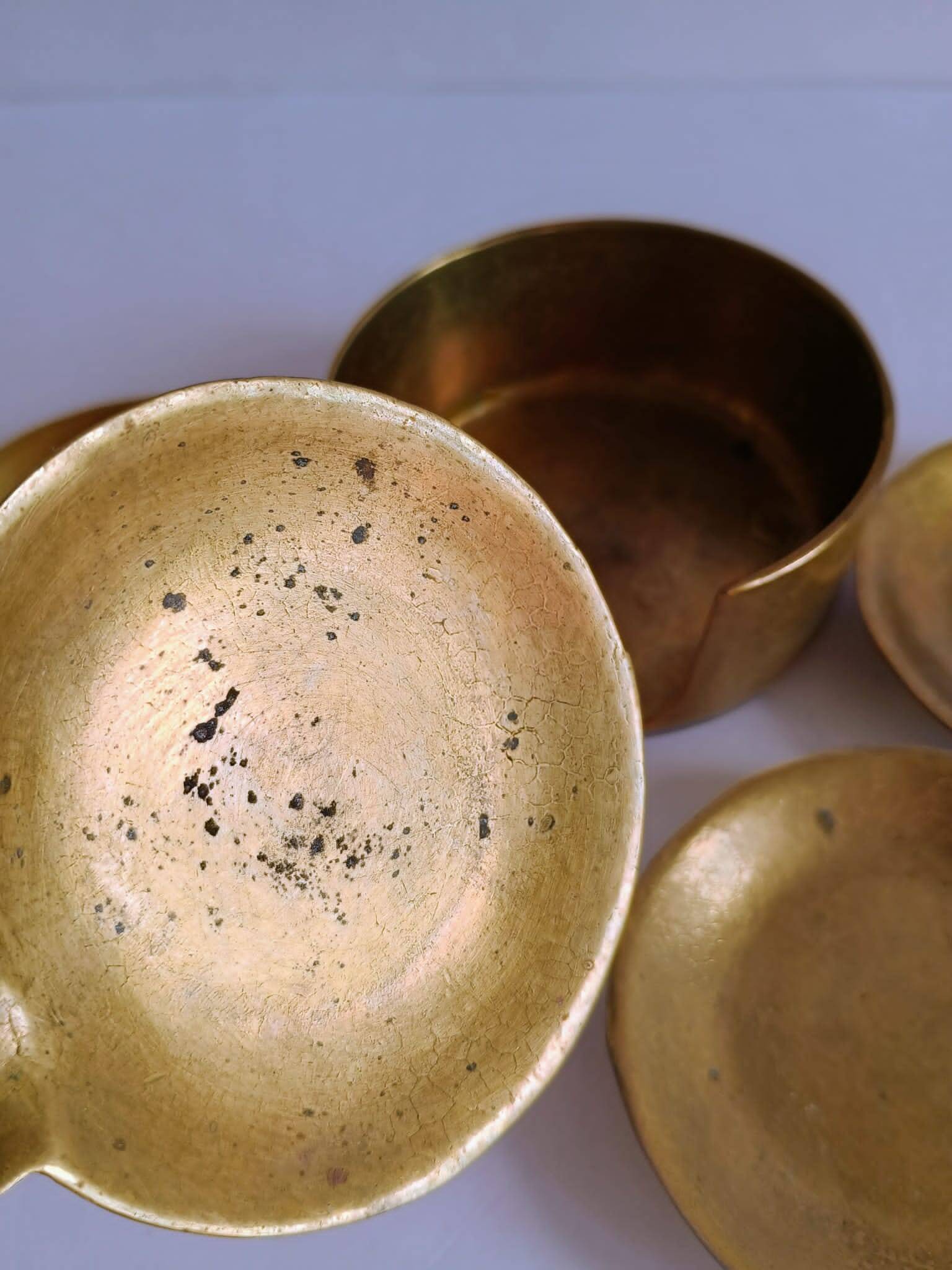 Set of 4 vintage brass nesting ashtrays