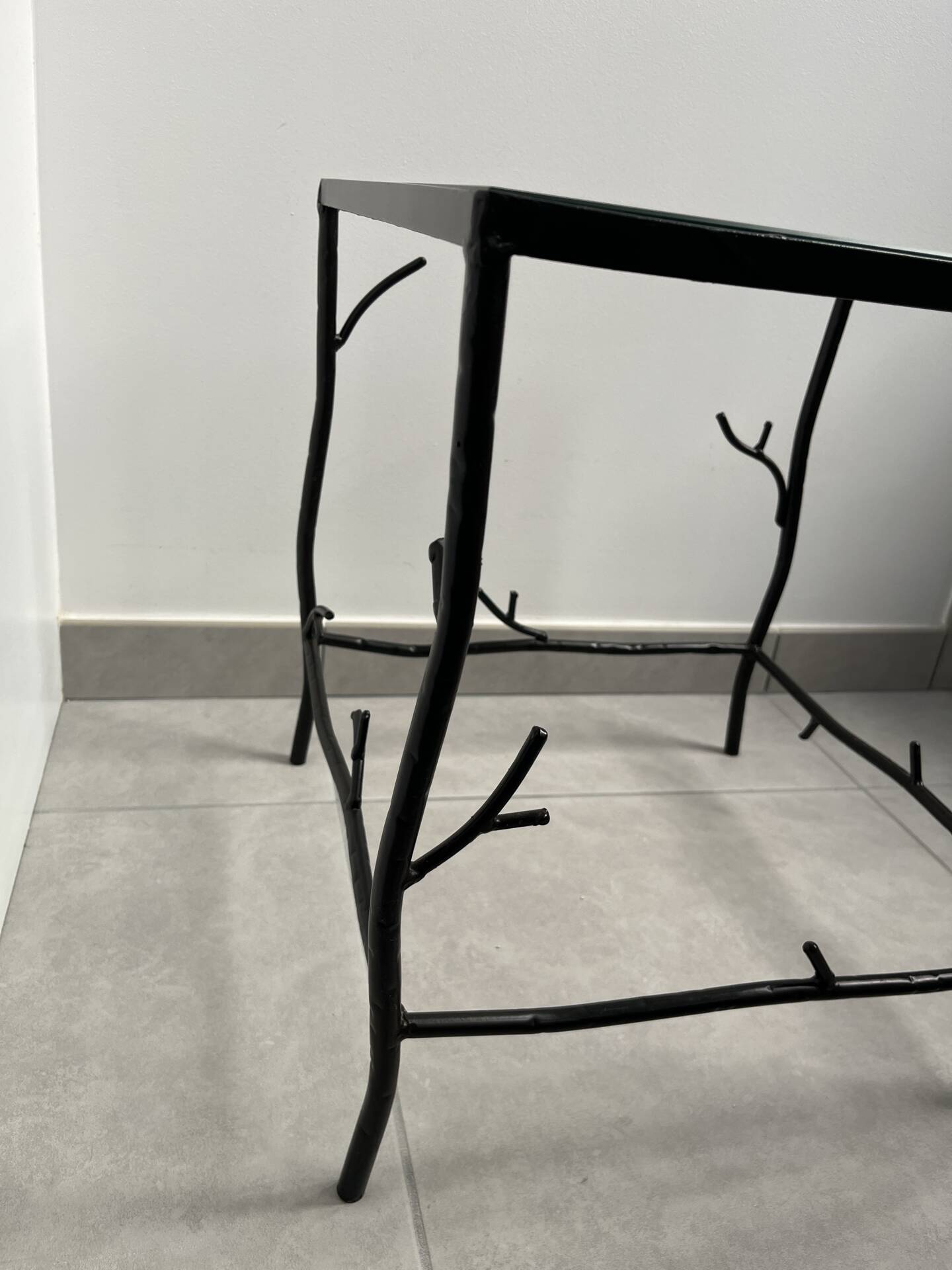 Wrought iron side table "branching"