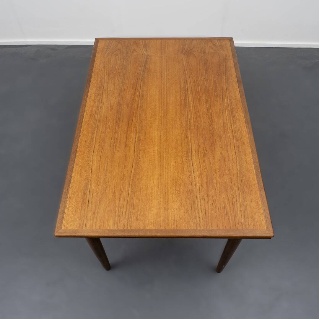 Dining table, vintage, Danish design, two extensions