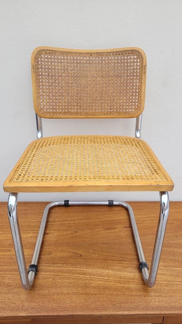 Chaise Marcel Breuer modèle B32 en cannage