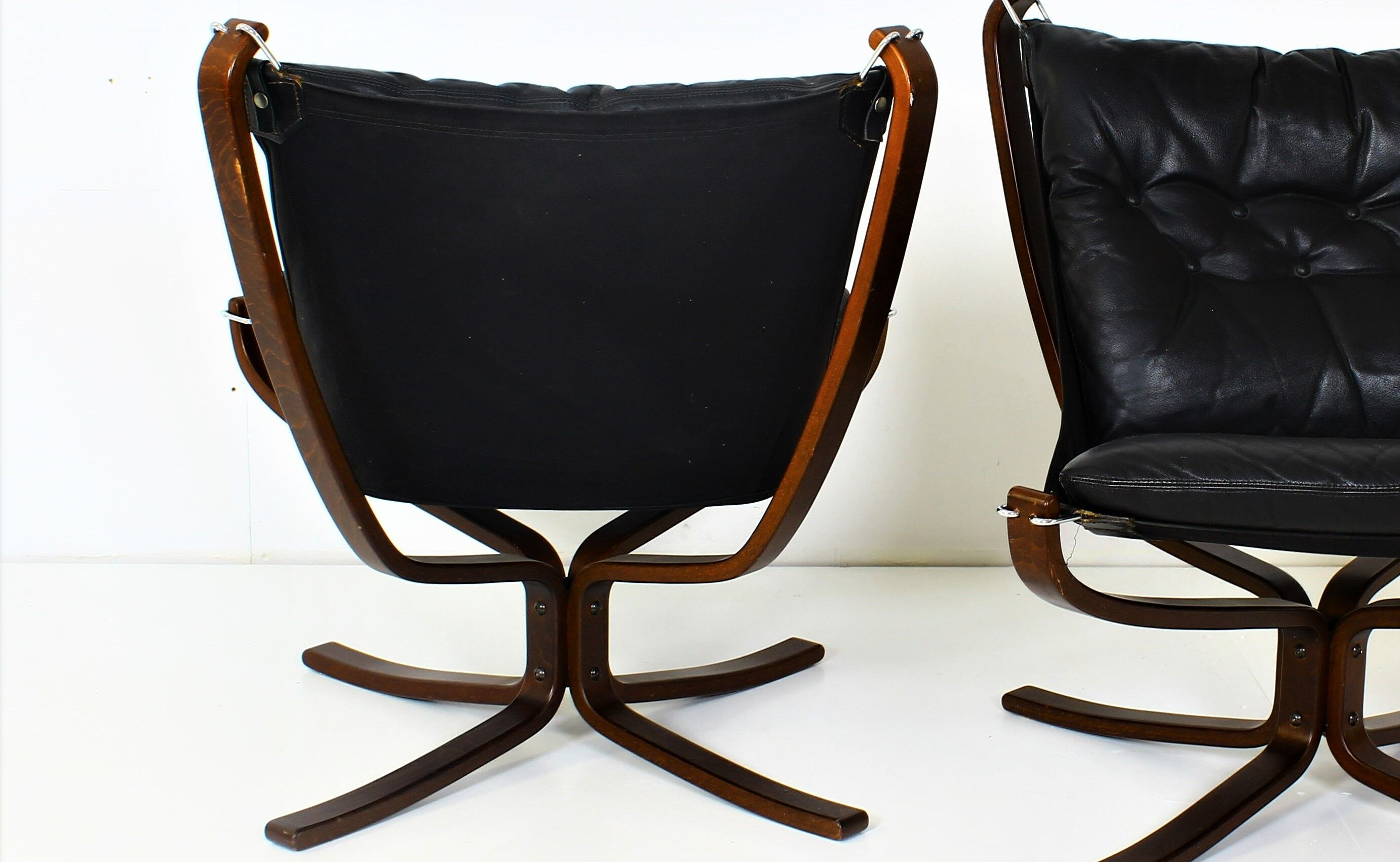 Pair of vintage falcon armchairs by sigurd scandinavian ressel 1970