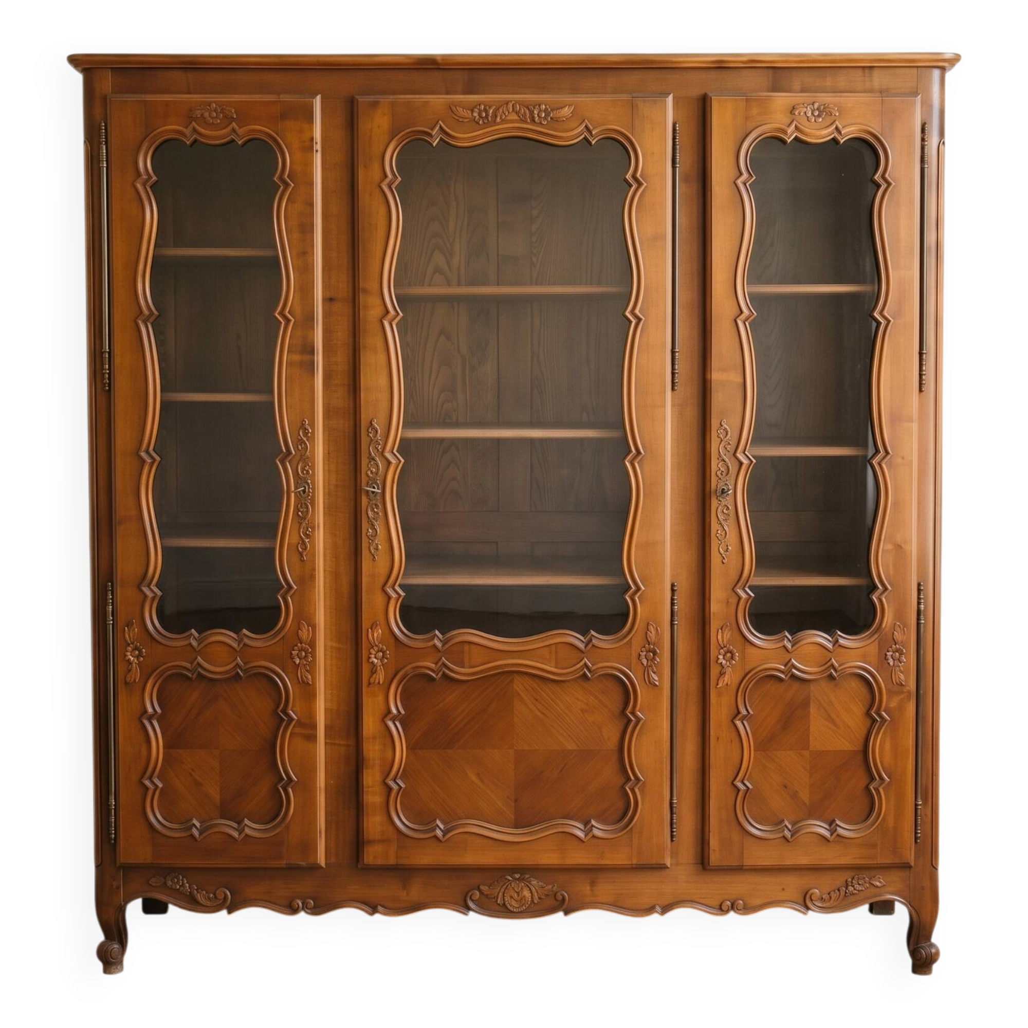 Regency display cabinet with 3 doors in cherry wood