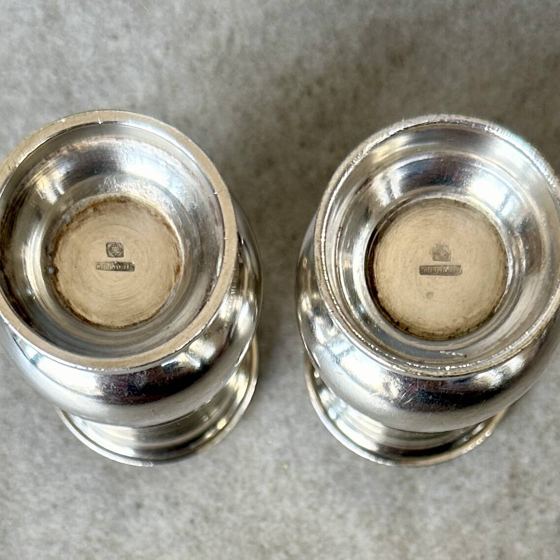 Pair of silver-plated salt cellars - Christofle goldsmith - Hôtel Savoy Paris