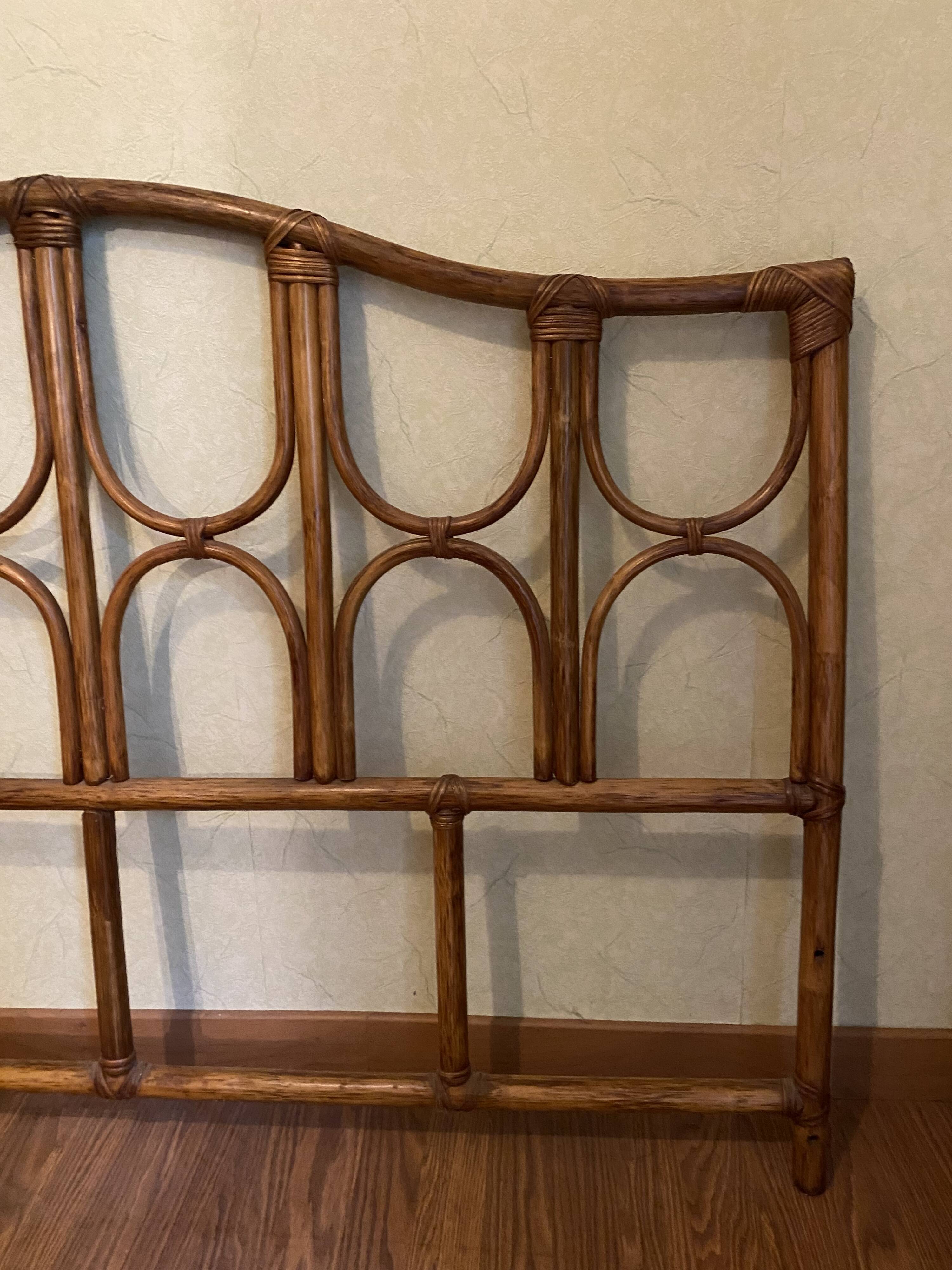 Rattan headboard, vintage 70s.