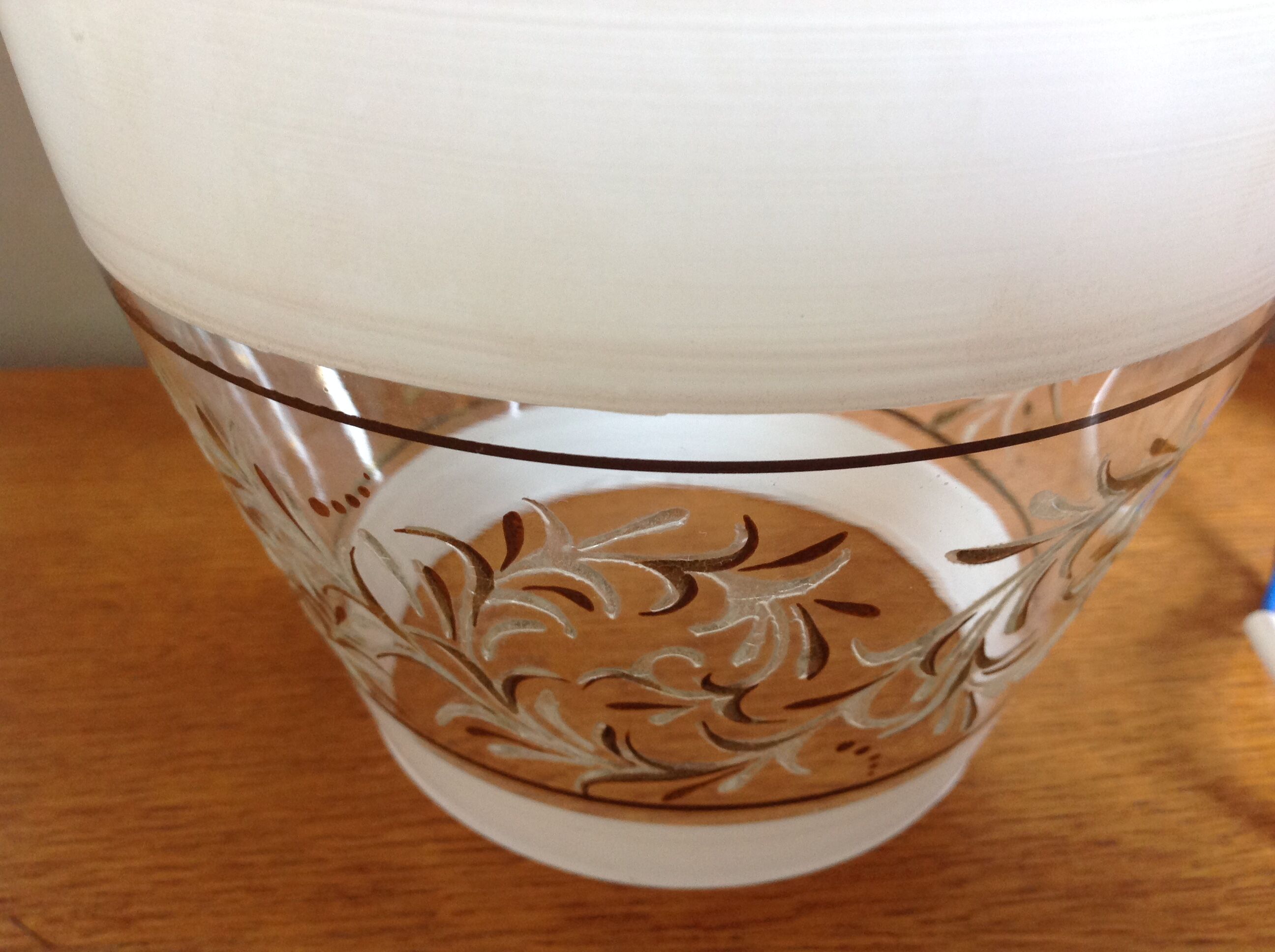 White/vintage white glass tulip suspension 60-70