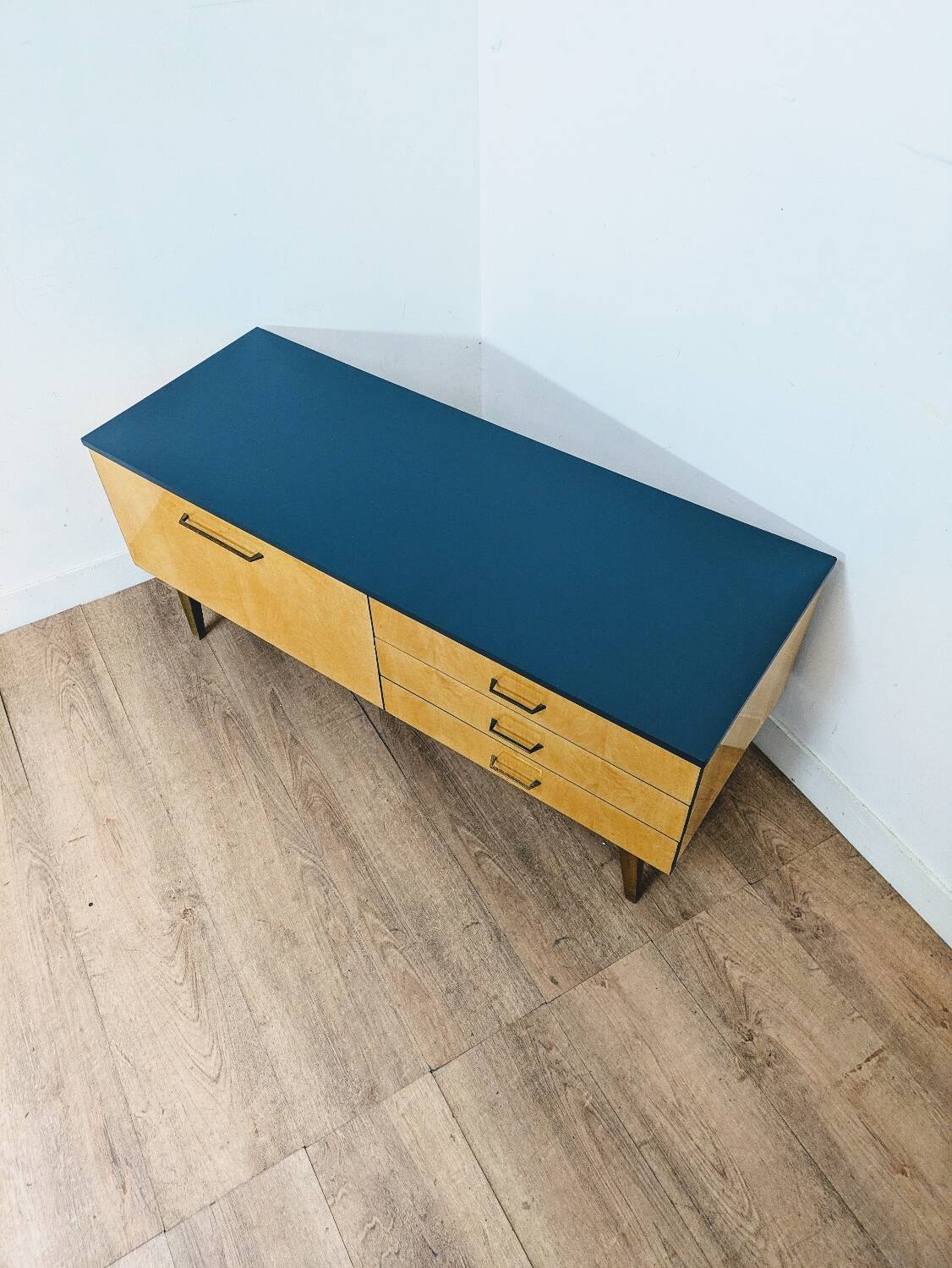 Enfilade meuble télé vintage en bois et bleu