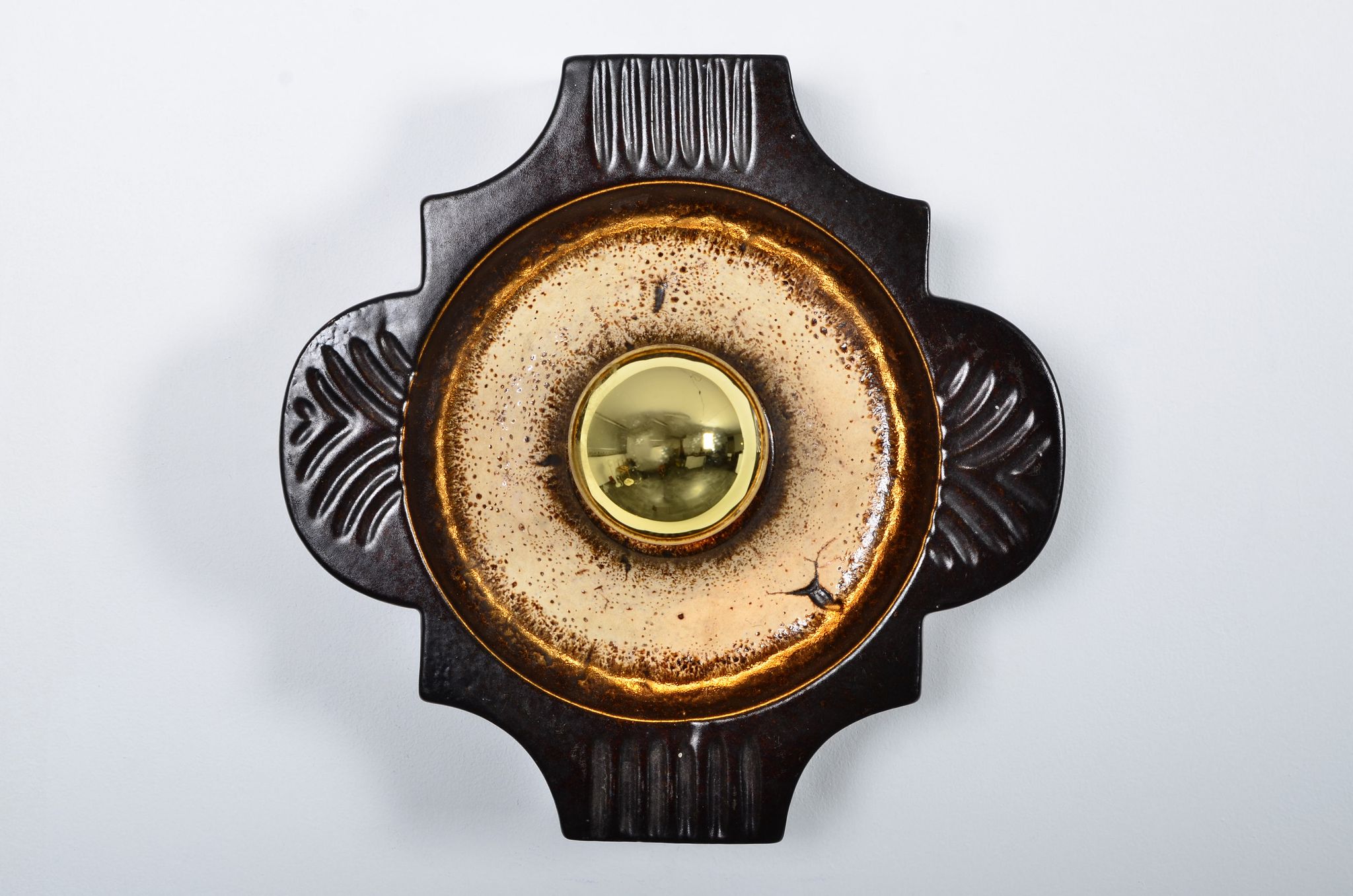 Wall lamp Fisher Leuchten from Germany from the 70s made with the fat lava process