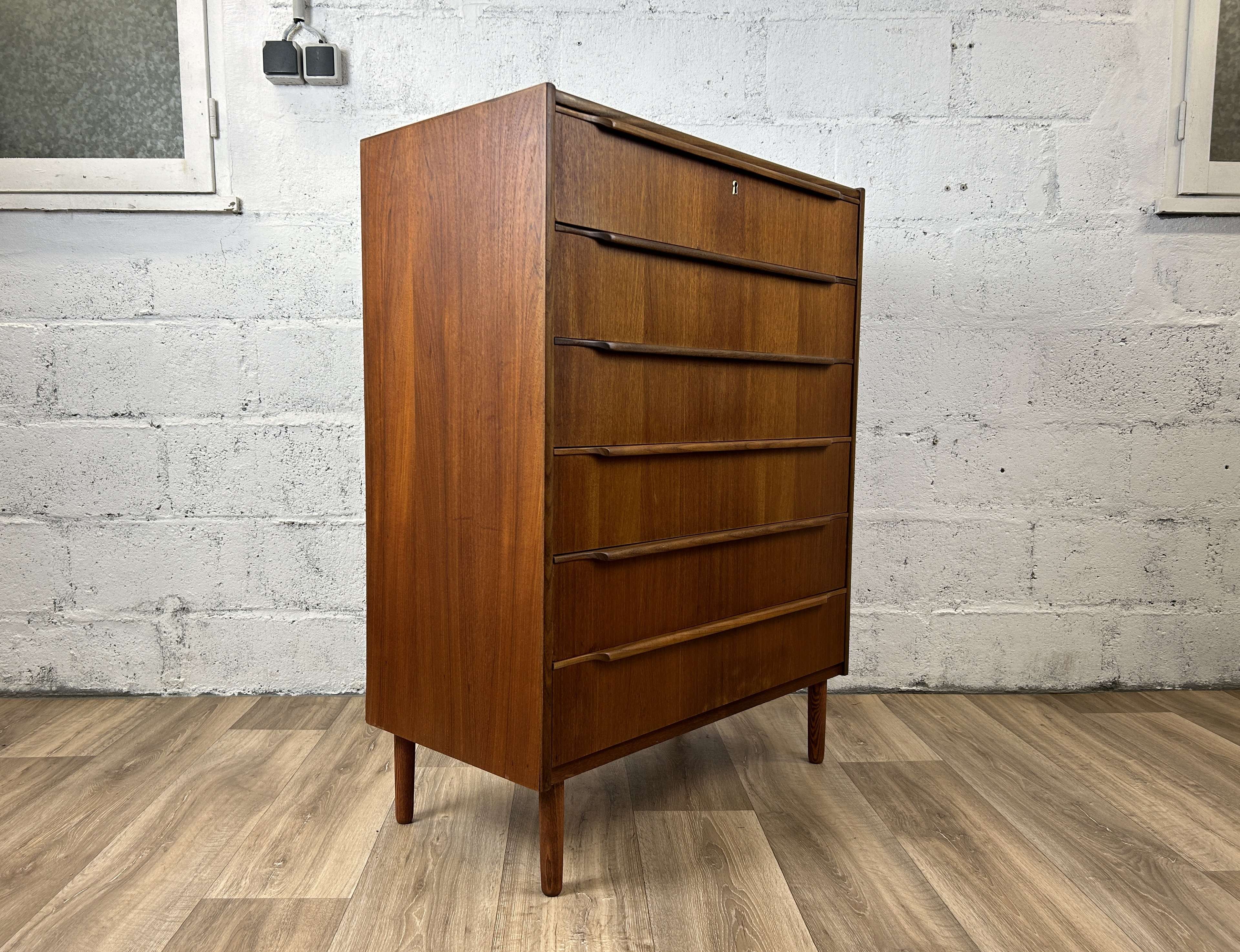 Scandinavian chest of drawers 6 drawers vintage teak, 60s