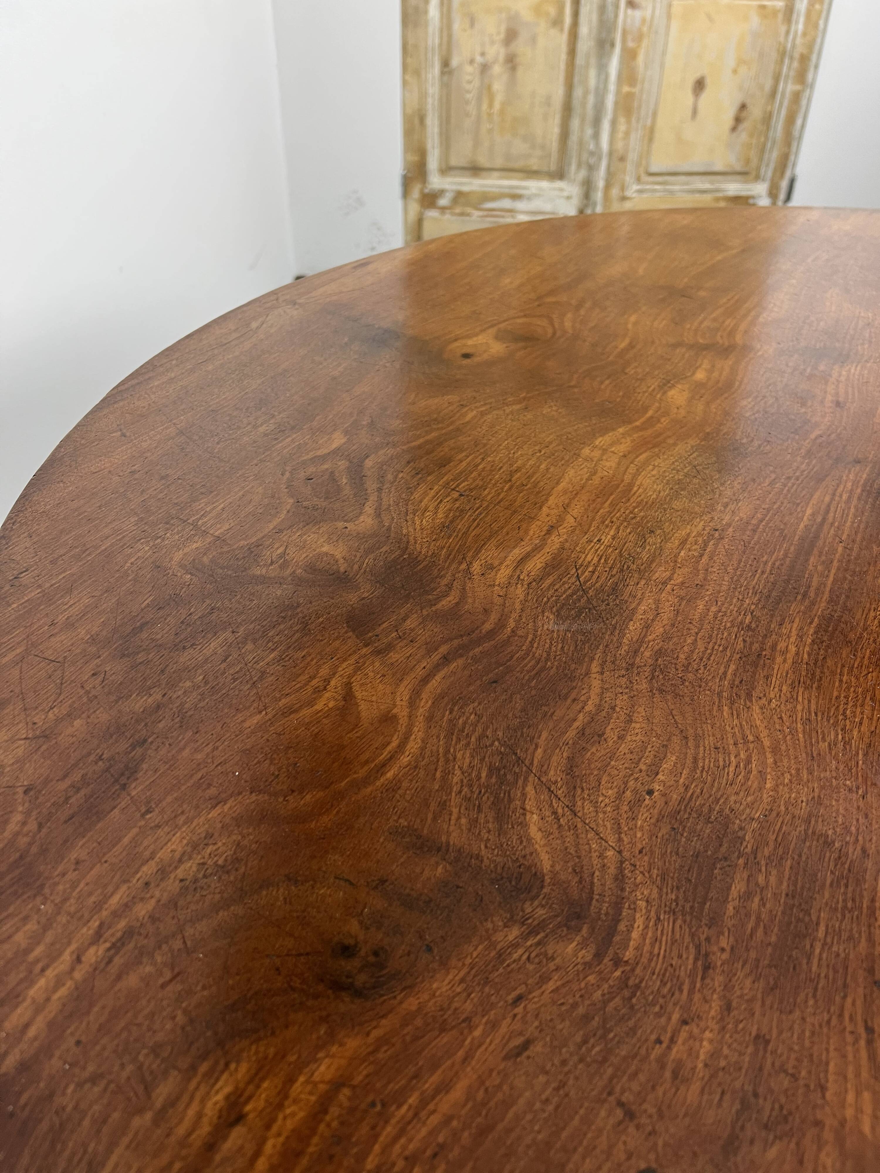 Mahogany center table Biedemeier